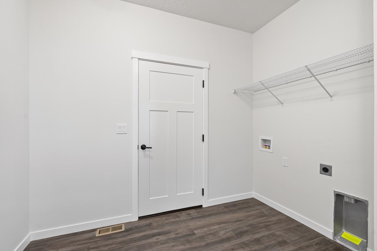 12237 N VALENCIA Ave - Photo 24