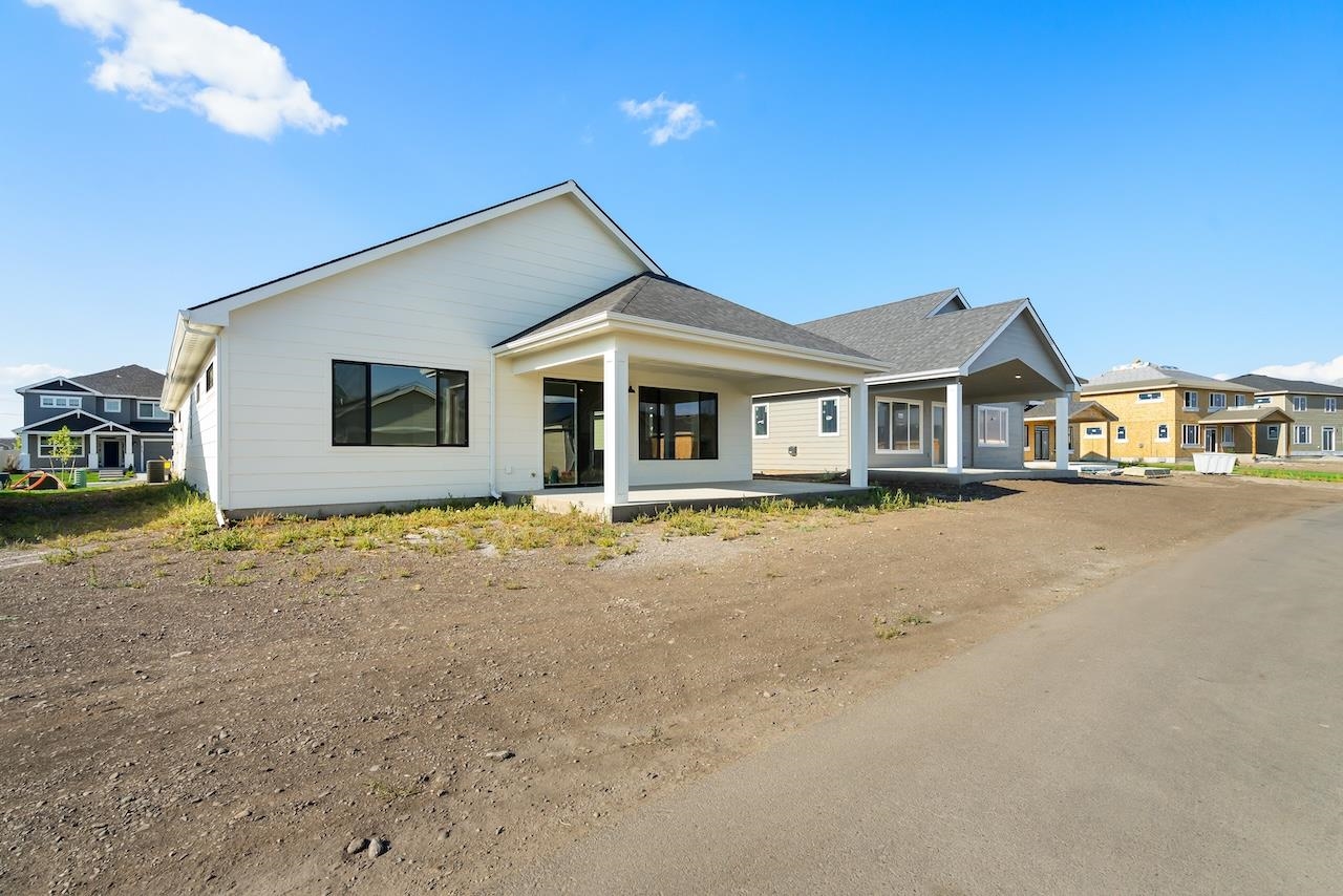 12237 N VALENCIA Ave - Photo 28