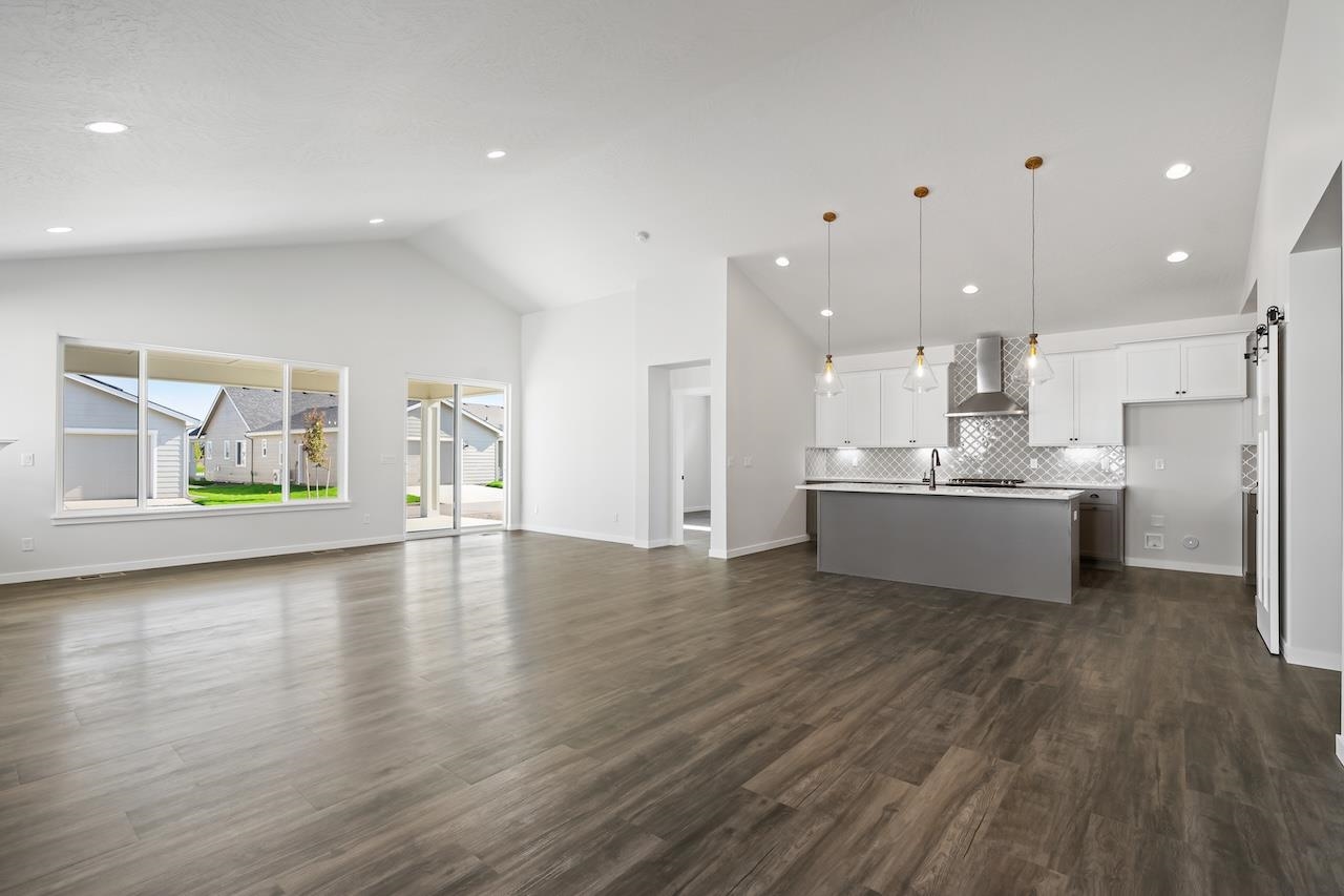 12237 N VALENCIA Ave - Photo 6