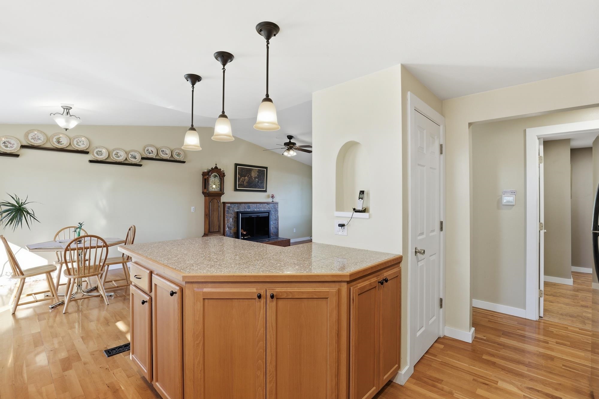 2306 E 49th Ave - Photo 13