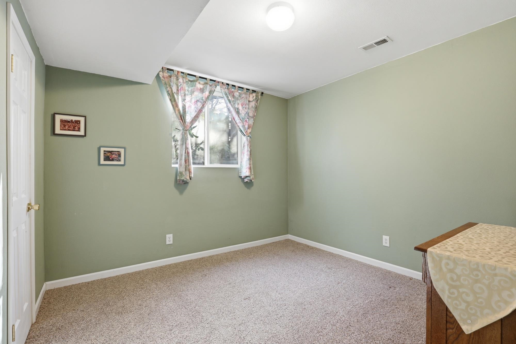 2306 E 49th Ave - Photo 20