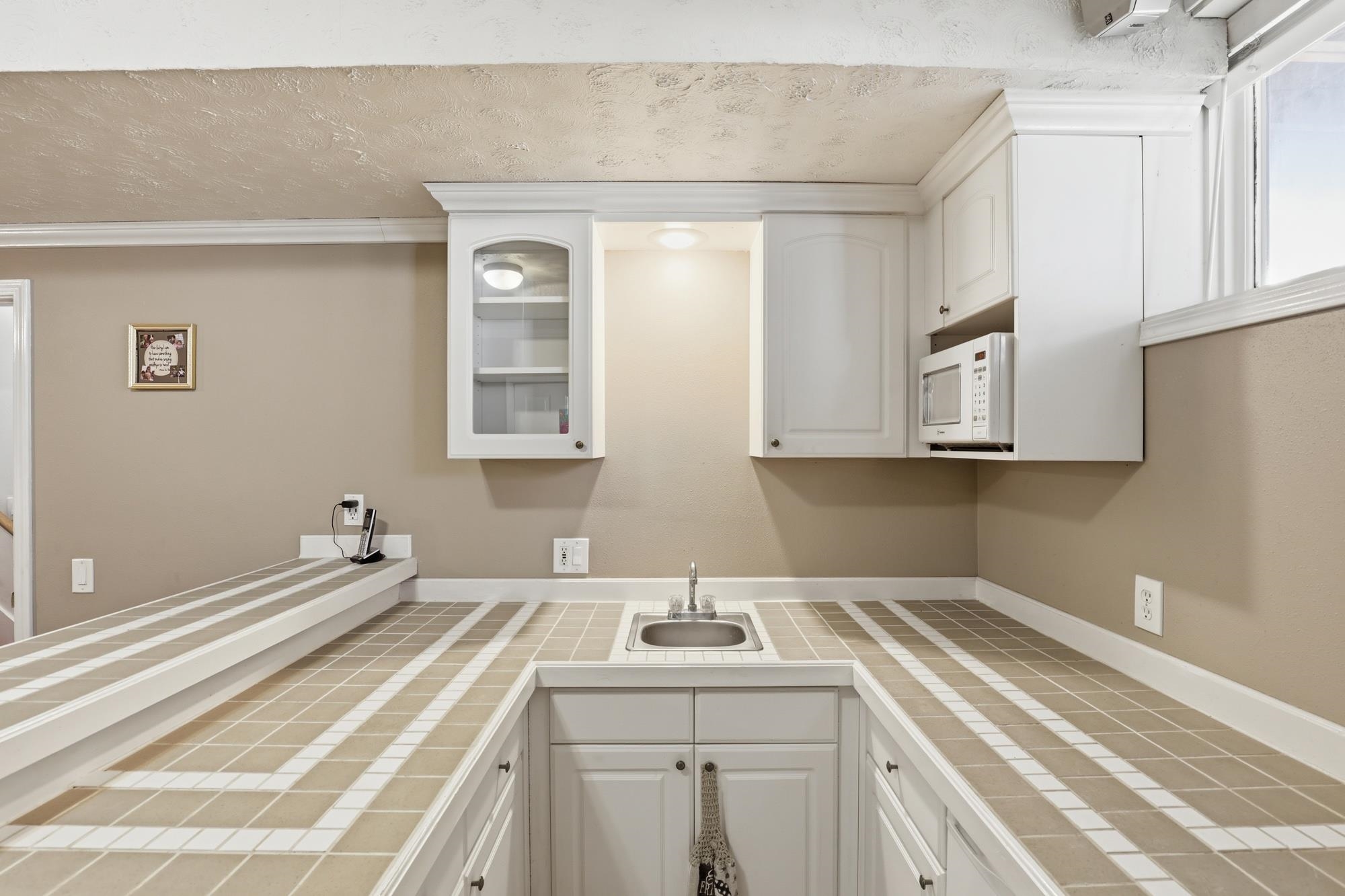 2306 E 49th Ave - Photo 25