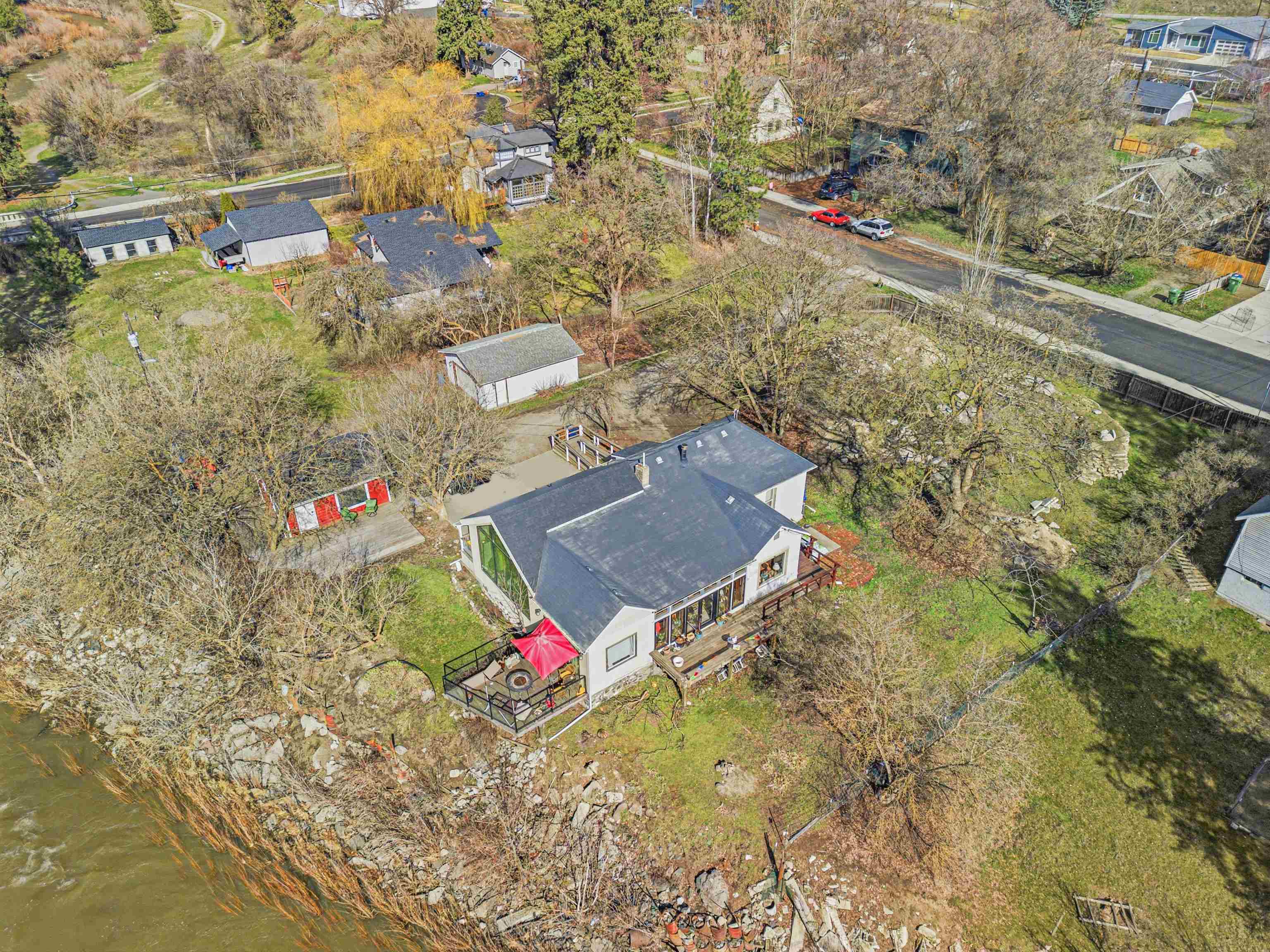 2310 W 12th Ave - Photo 32