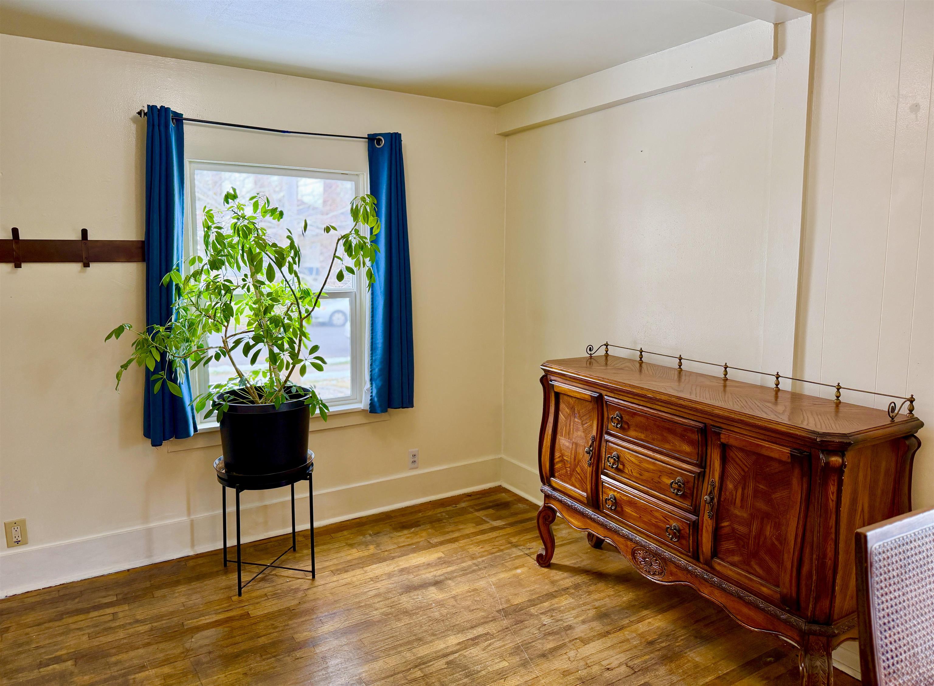 804 E 38th Ave - Photo 12