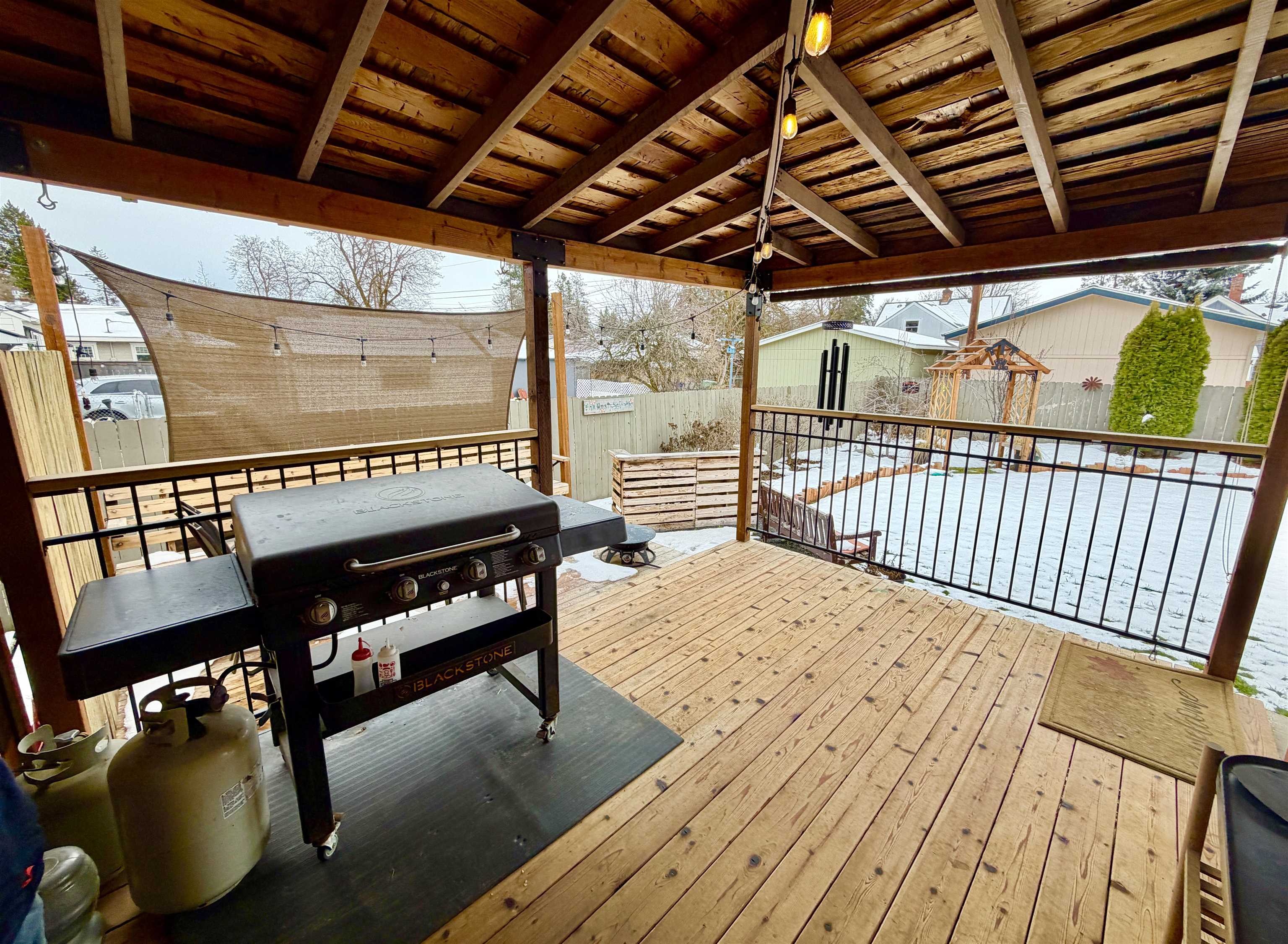 804 E 38th Ave - Photo 28