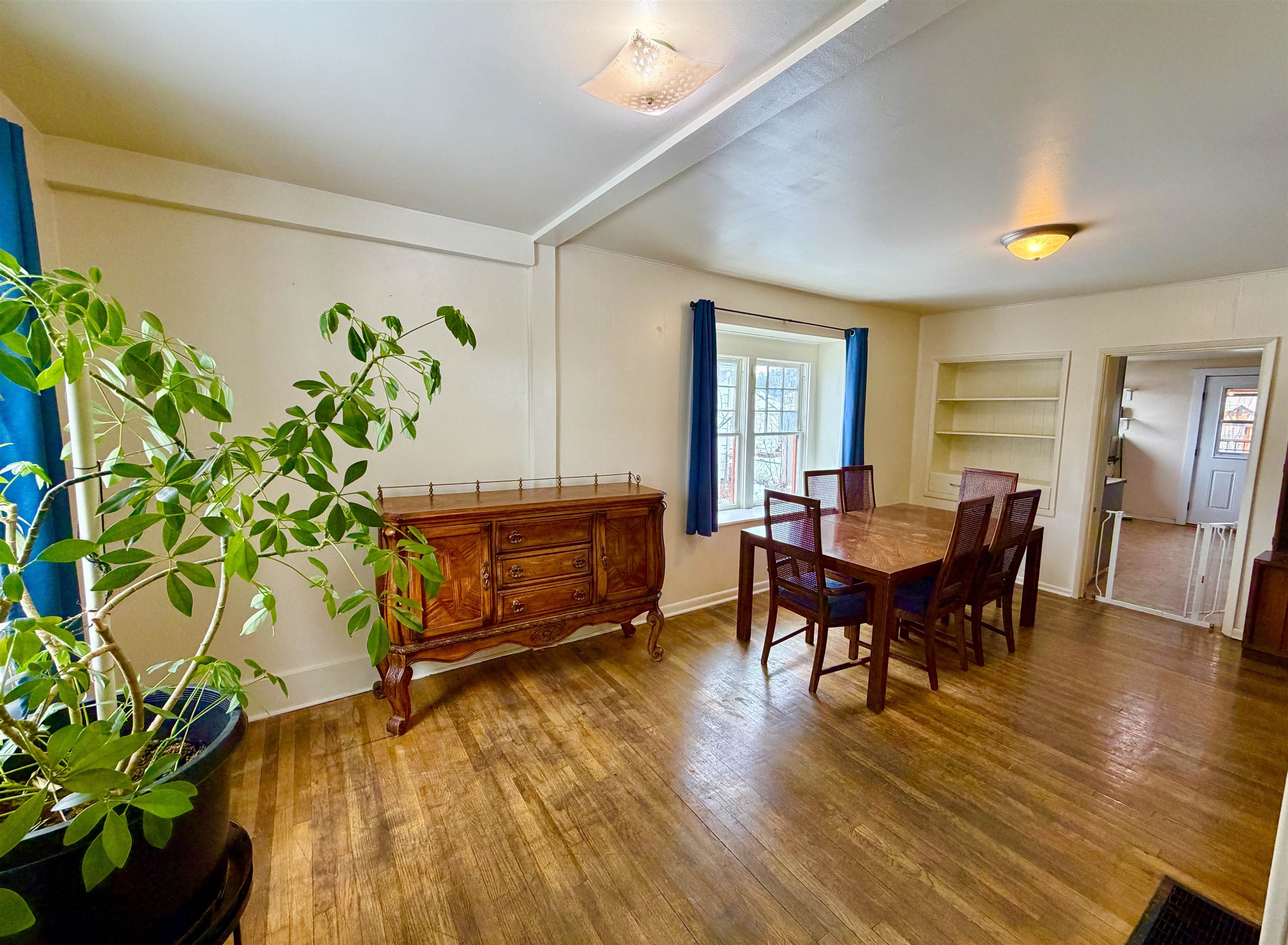 804 E 38th Ave - Photo 10