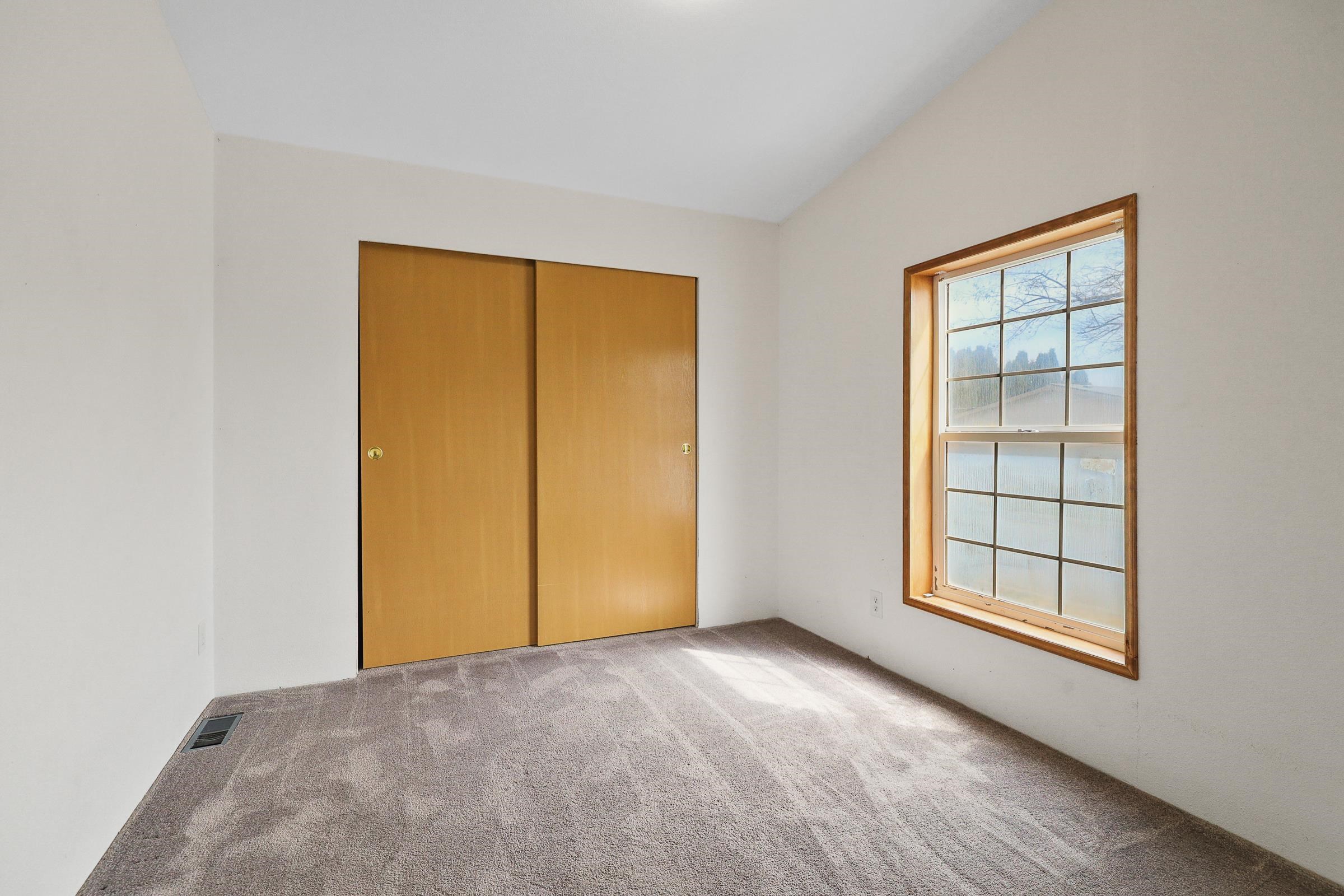 2201 N Craig Rd - Photo 17