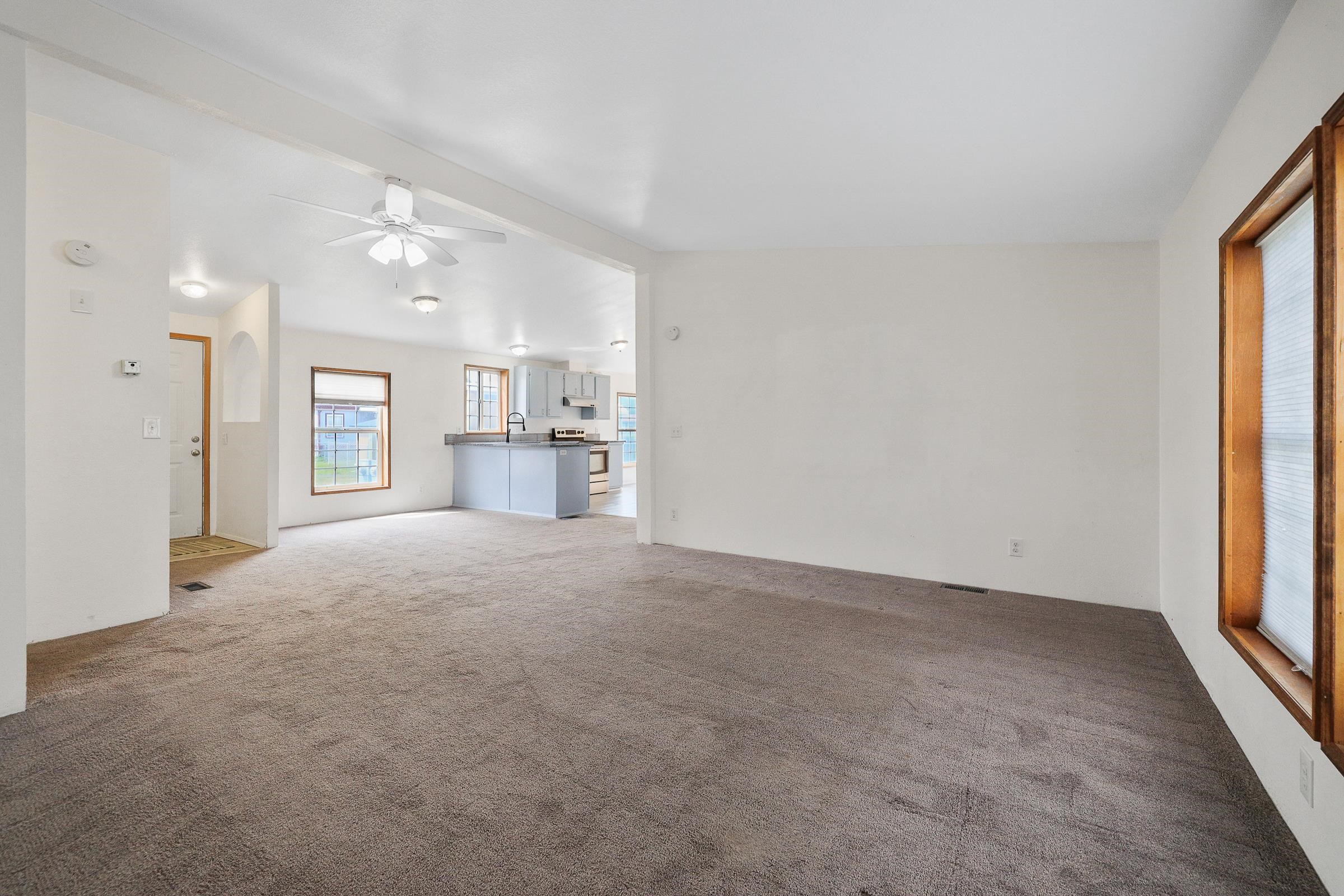 2201 N Craig Rd - Photo 7
