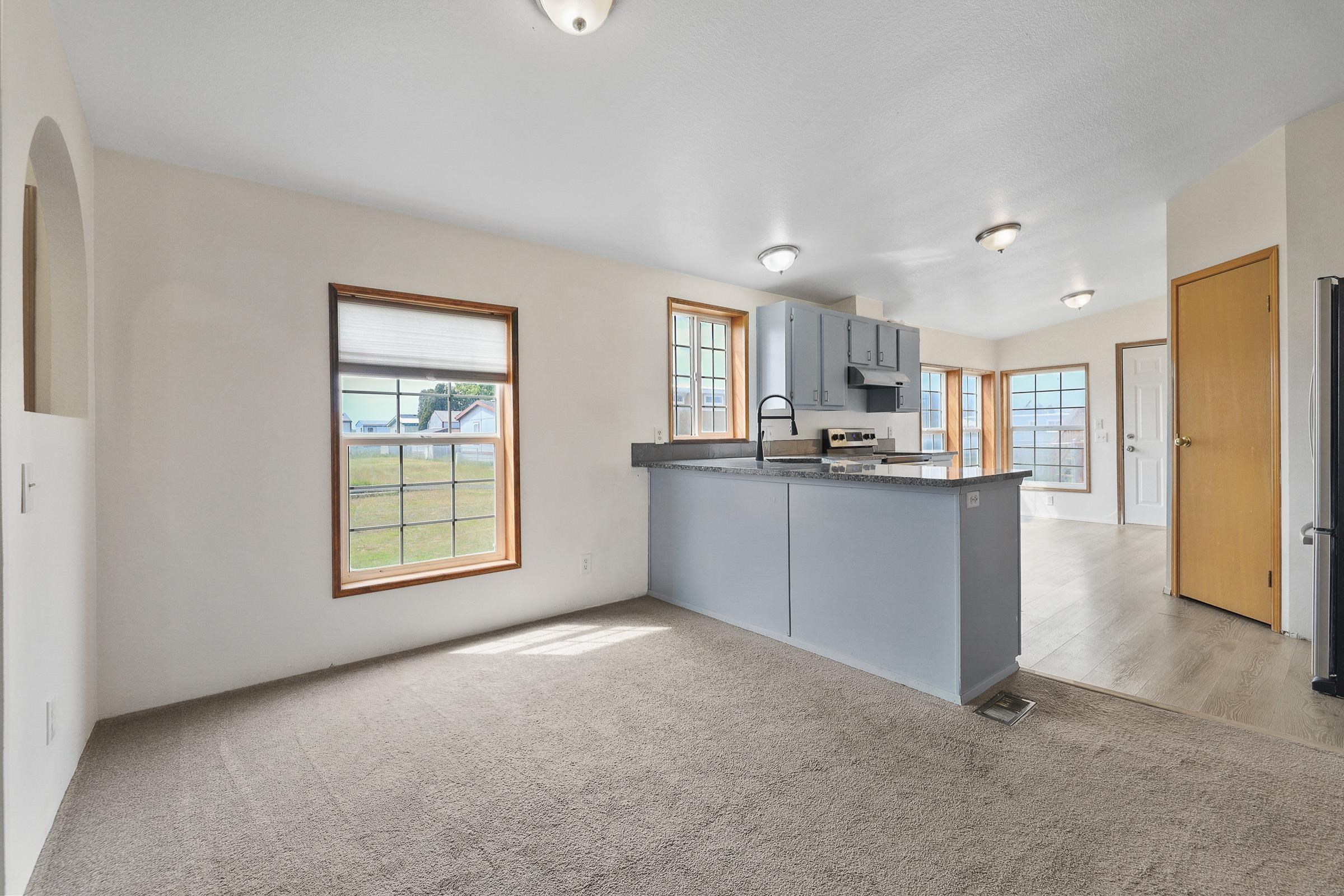 2201 N Craig Rd - Photo 8