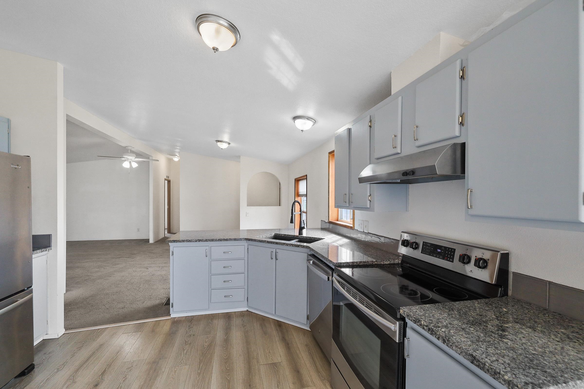 2201 N Craig Rd - Photo 10