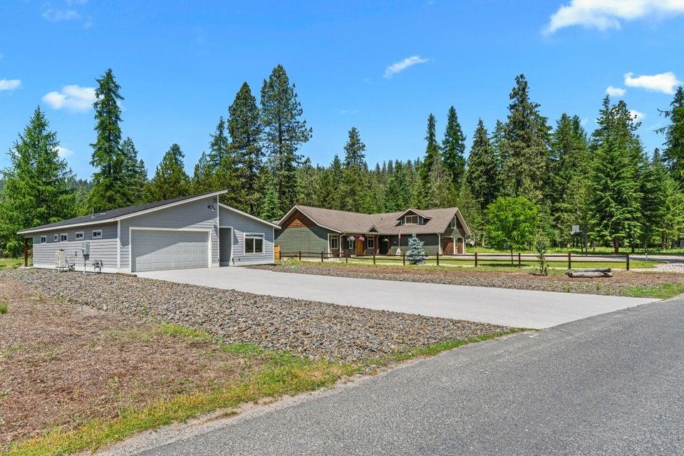 250 Hogans Way - Photo 2