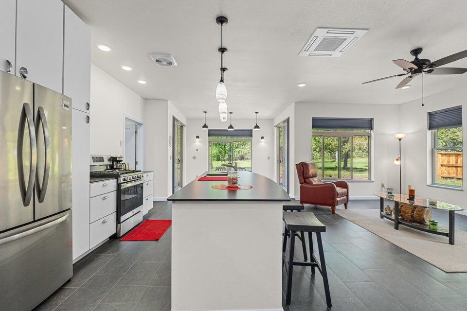 250 Hogans Way - Photo 19