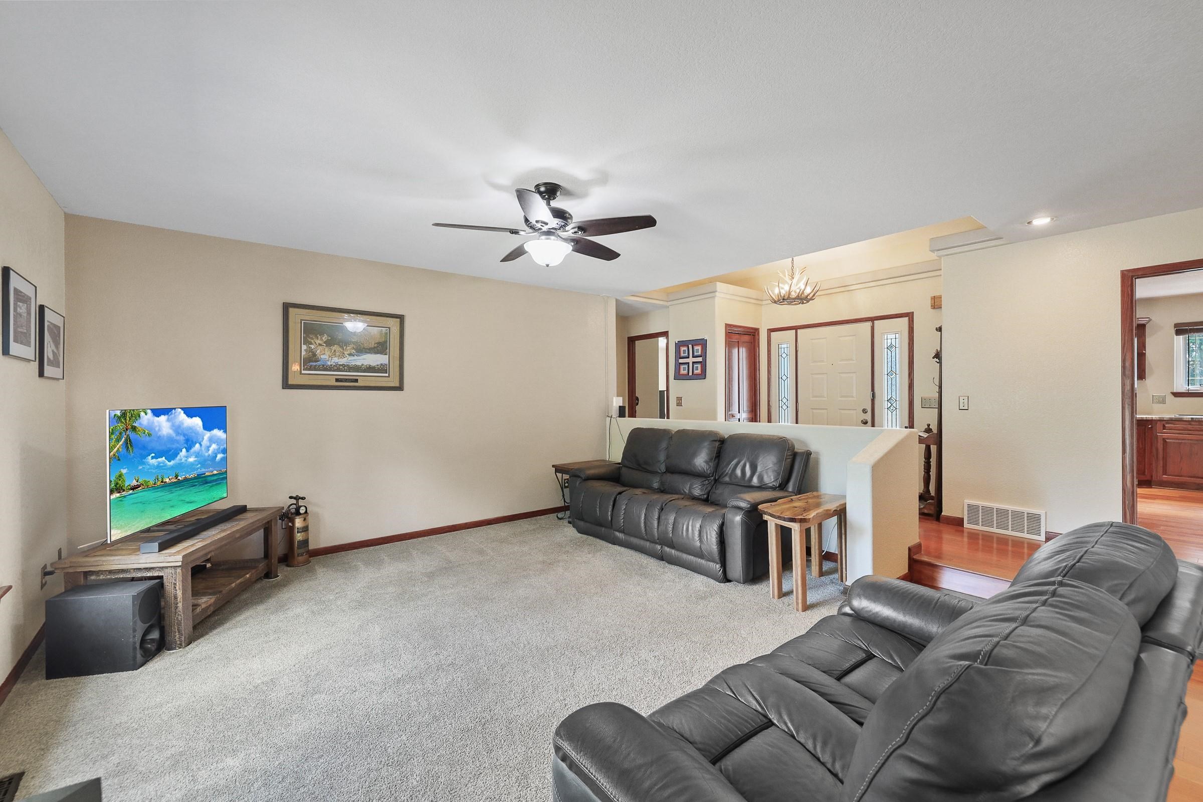 6920 N Harvard Rd - Photo 9