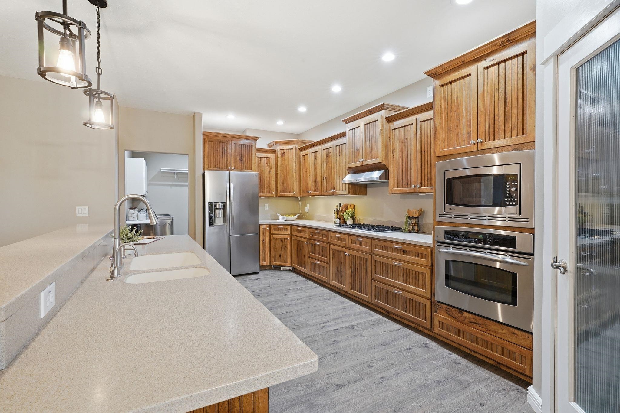 6103 S Conklin Rd - Photo 12