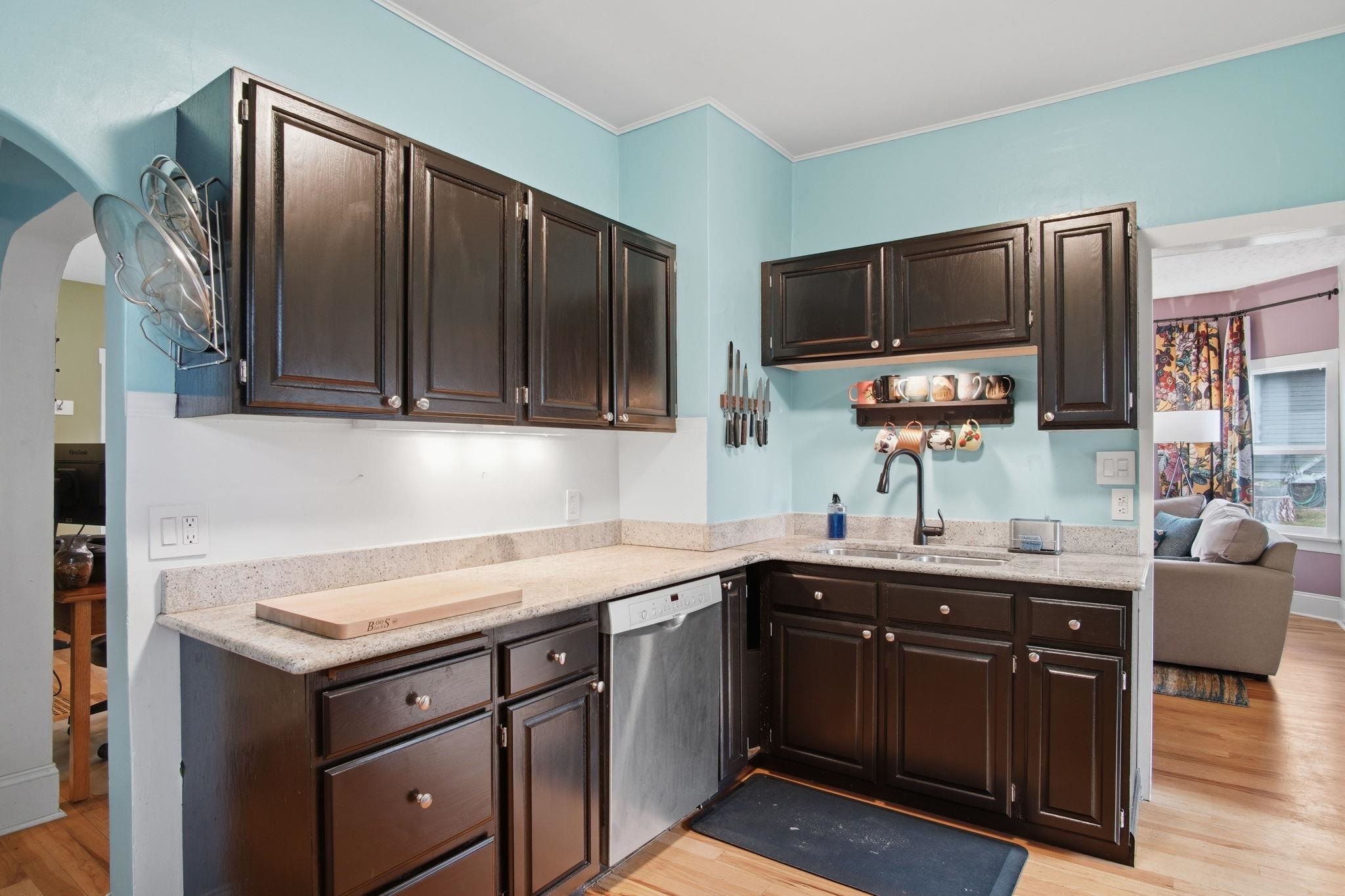 1519 W 13th Ave - Photo 8