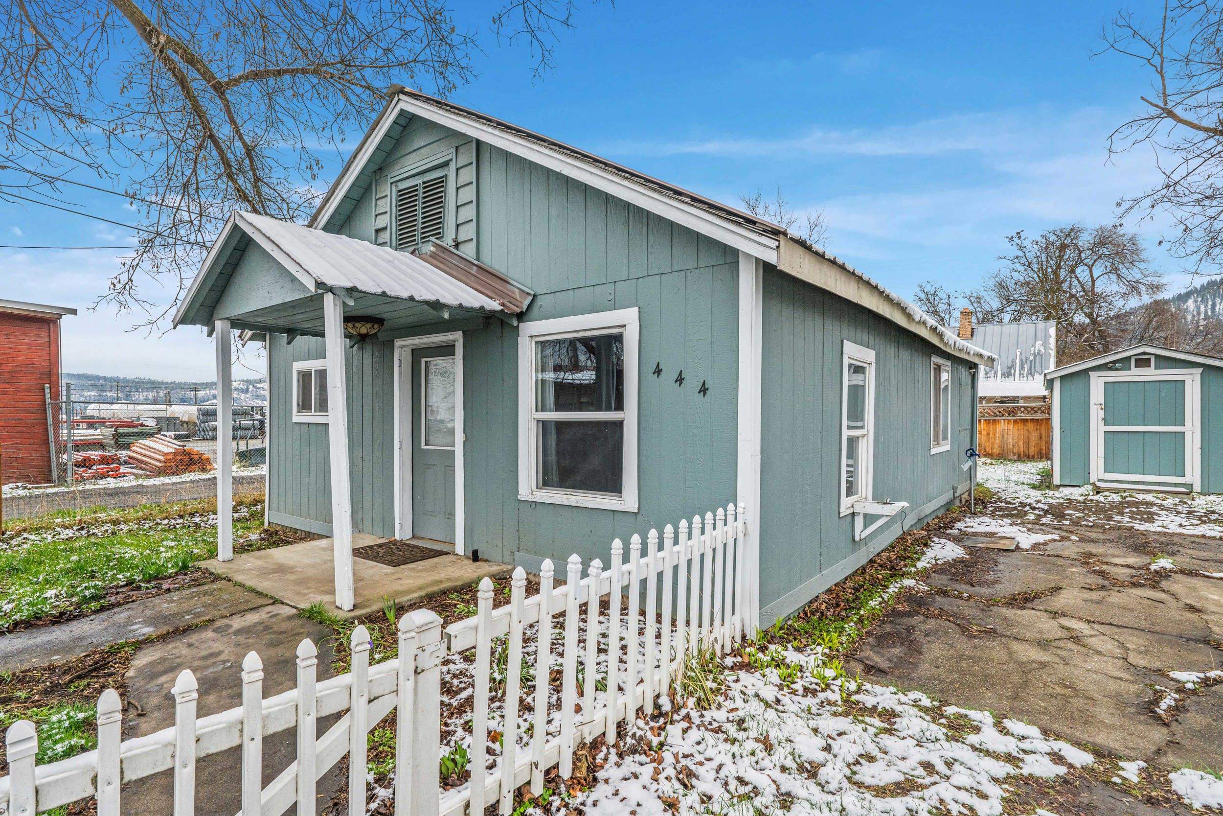 444 W 1st Ave - Photo 1