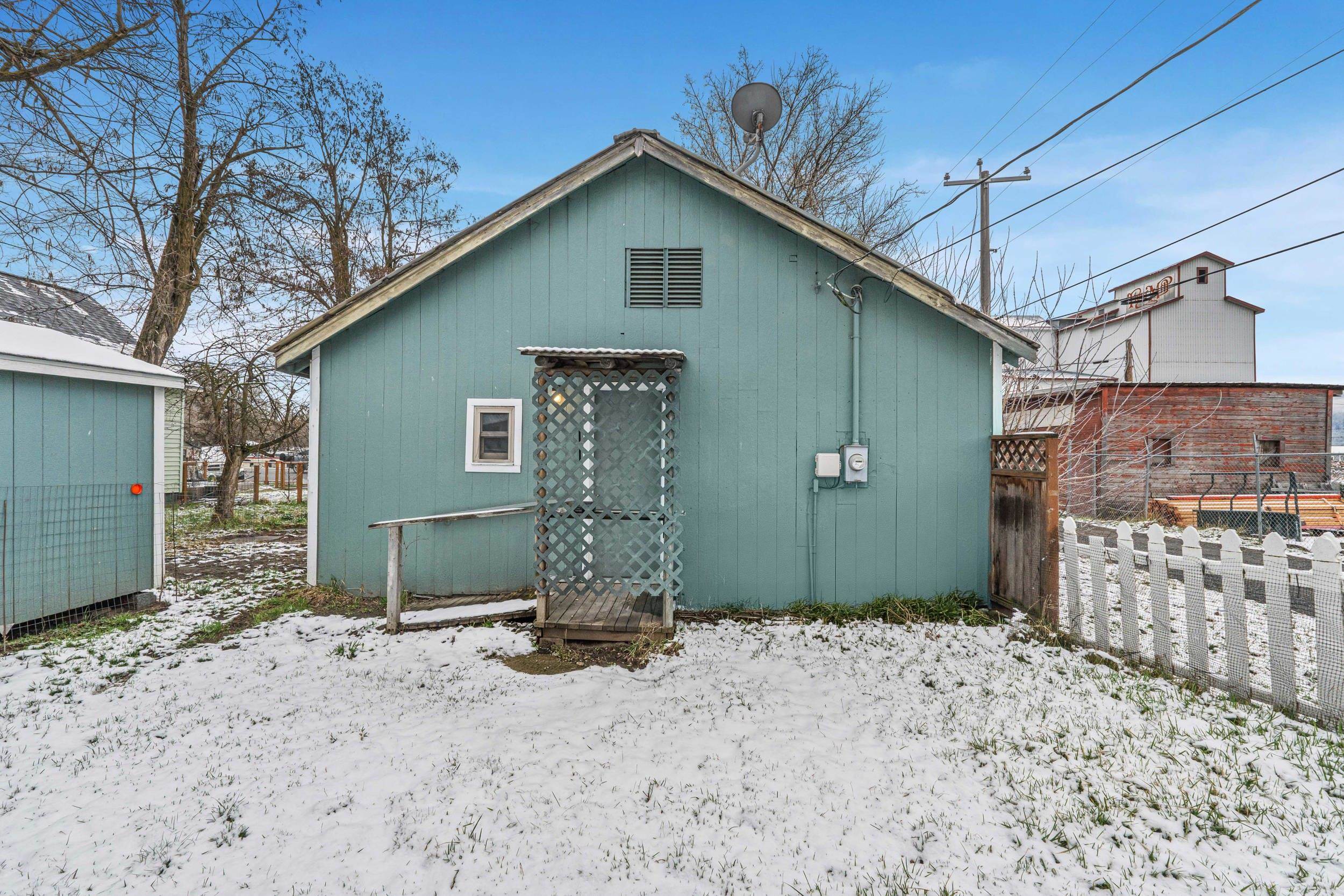 444 W 1st Ave - Photo 17