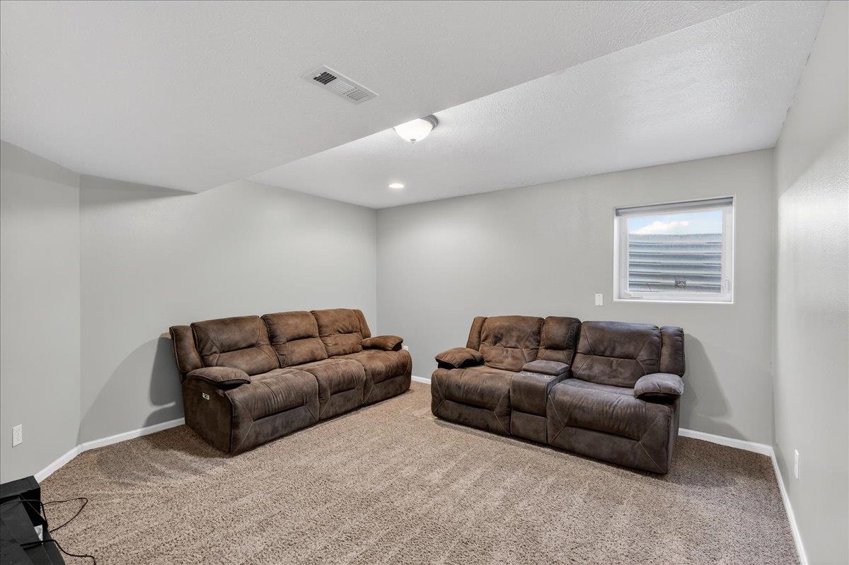 6802 S Conklin Rd - Photo 25