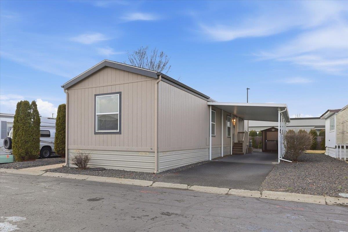 1205 E Lyons Ave - Photo 17