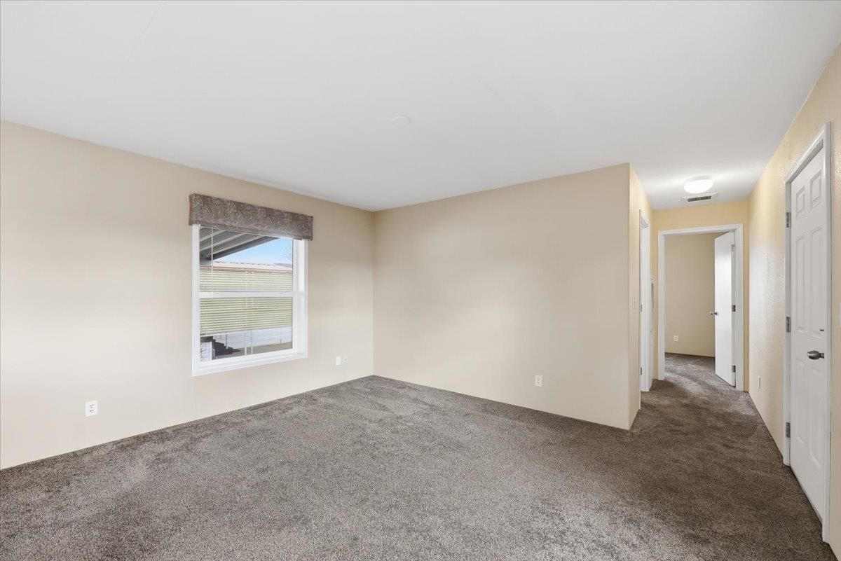 1205 E Lyons Ave - Photo 4
