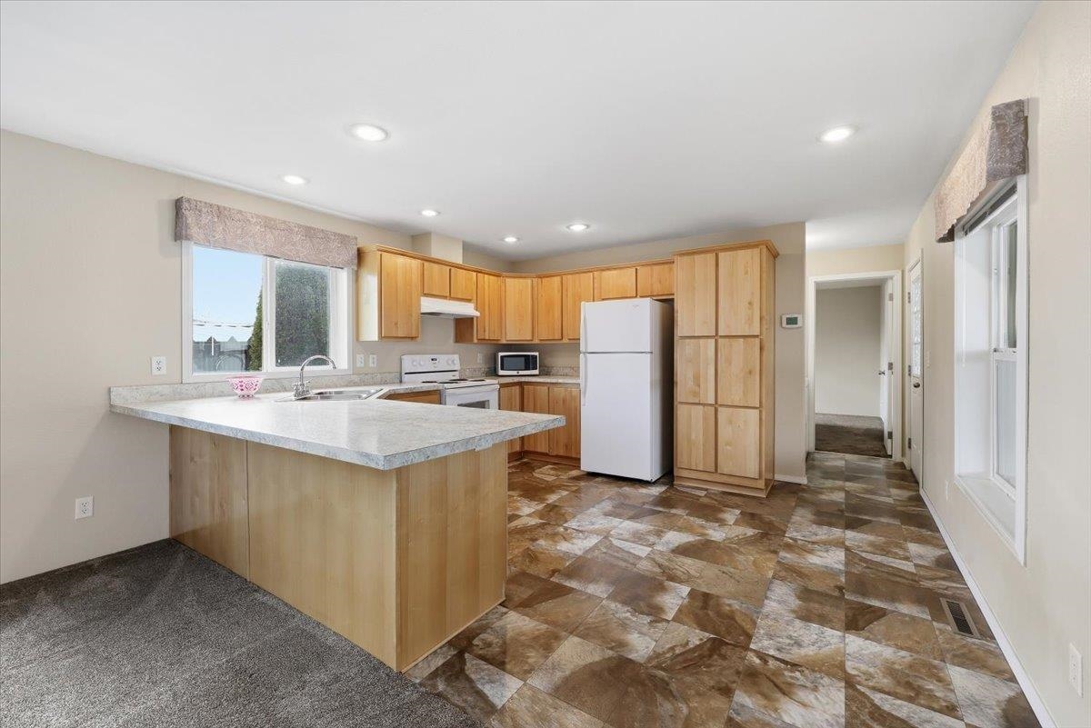 1205 E Lyons Ave - Photo 7
