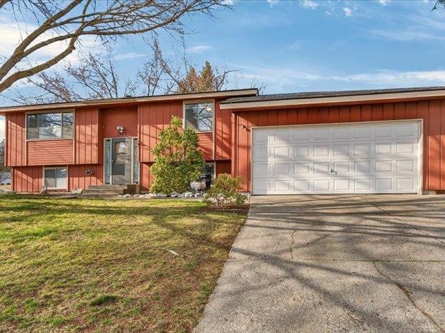 7805 N Dakota St - Photo 1
