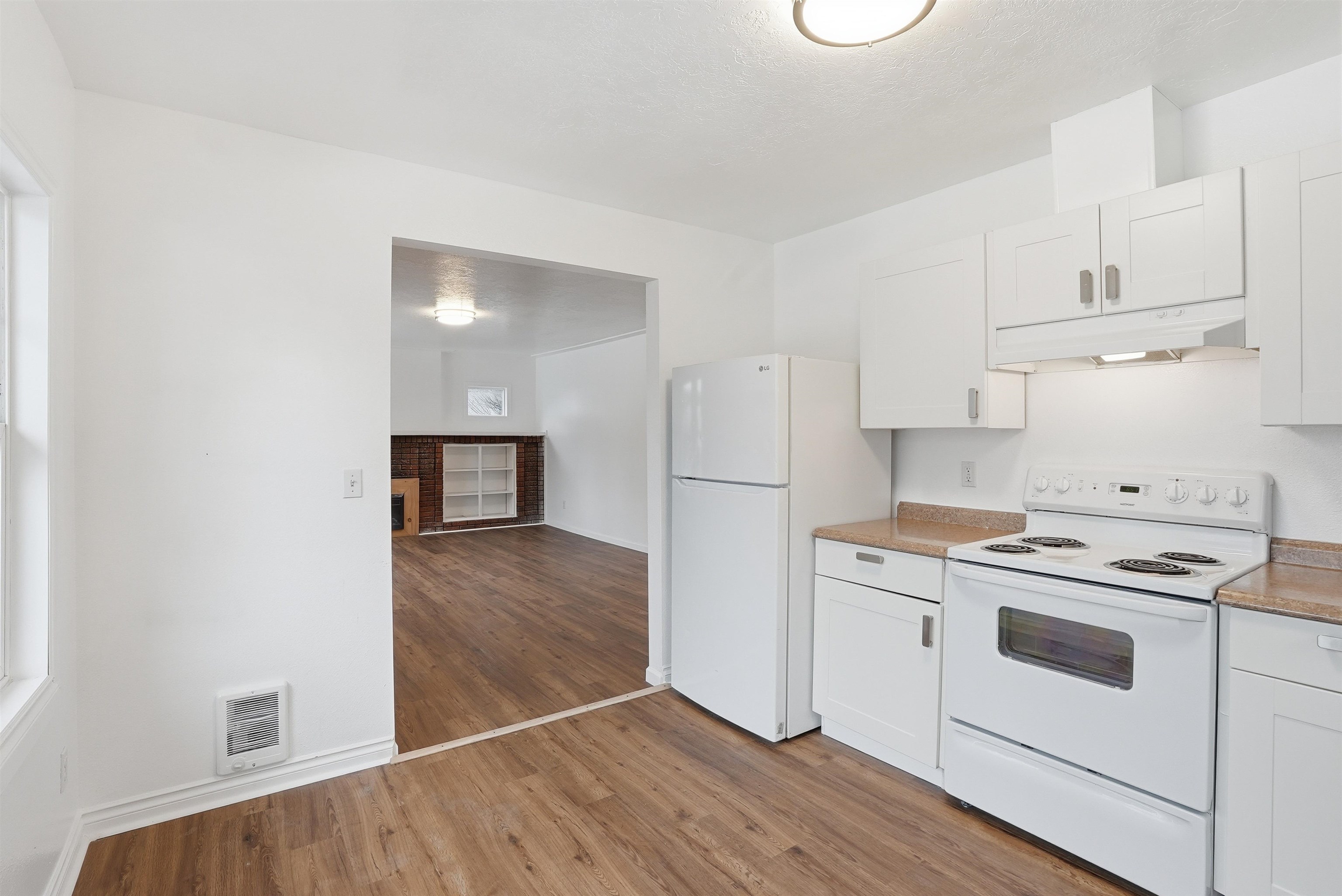 1017 E 29th Ave - Photo 10