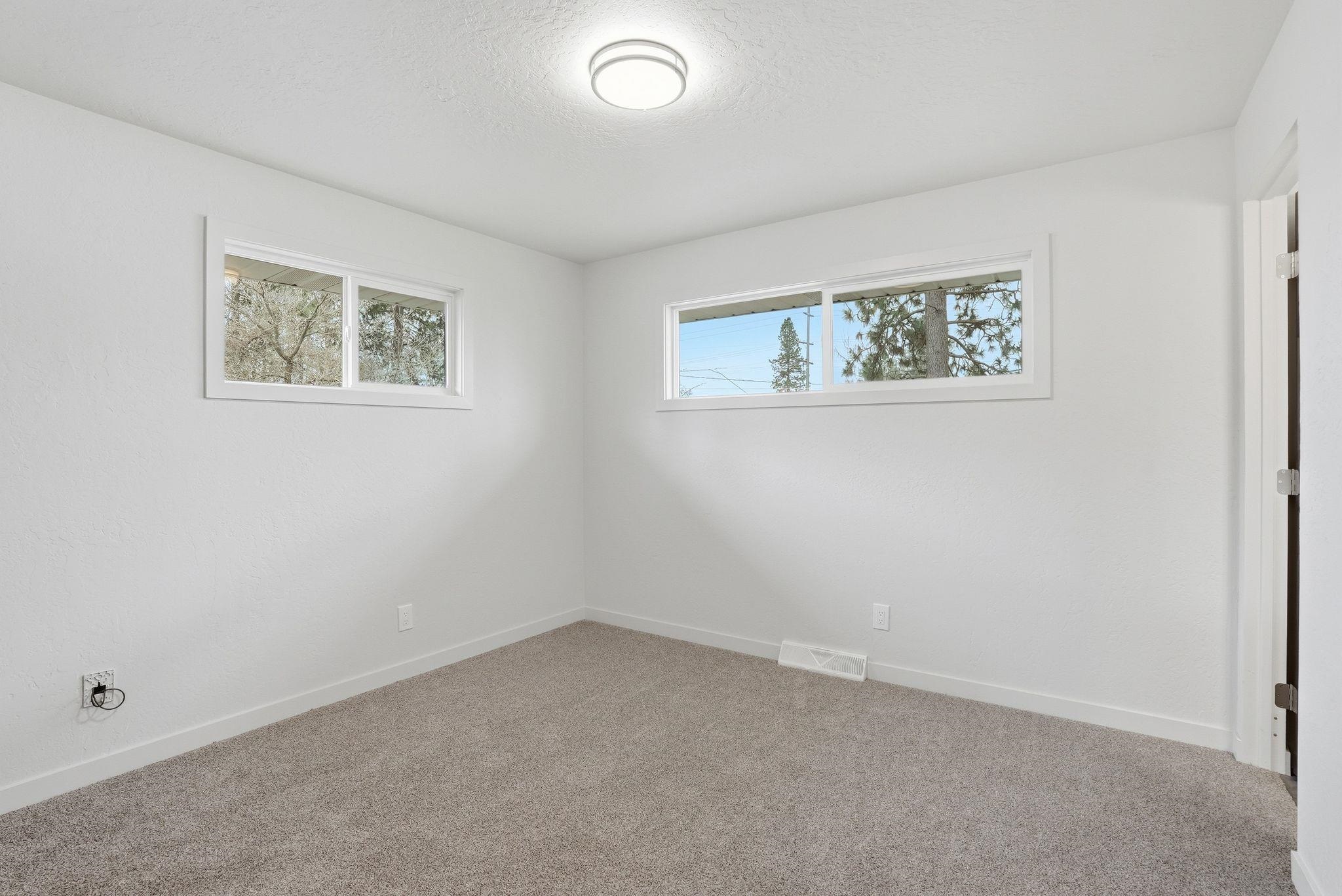 2917 ROSEWOOD Ave - Photo 11