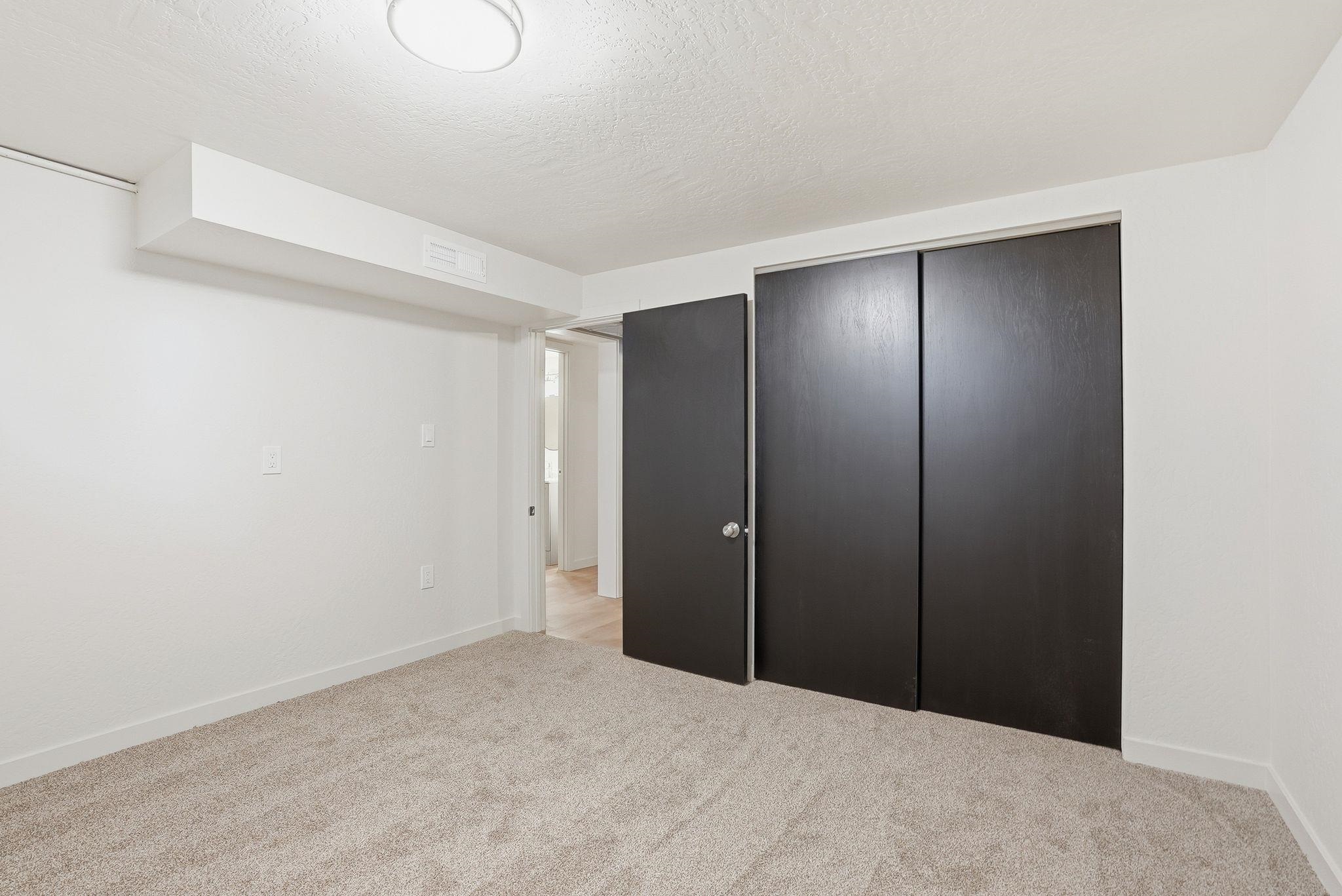 2917 ROSEWOOD Ave - Photo 23