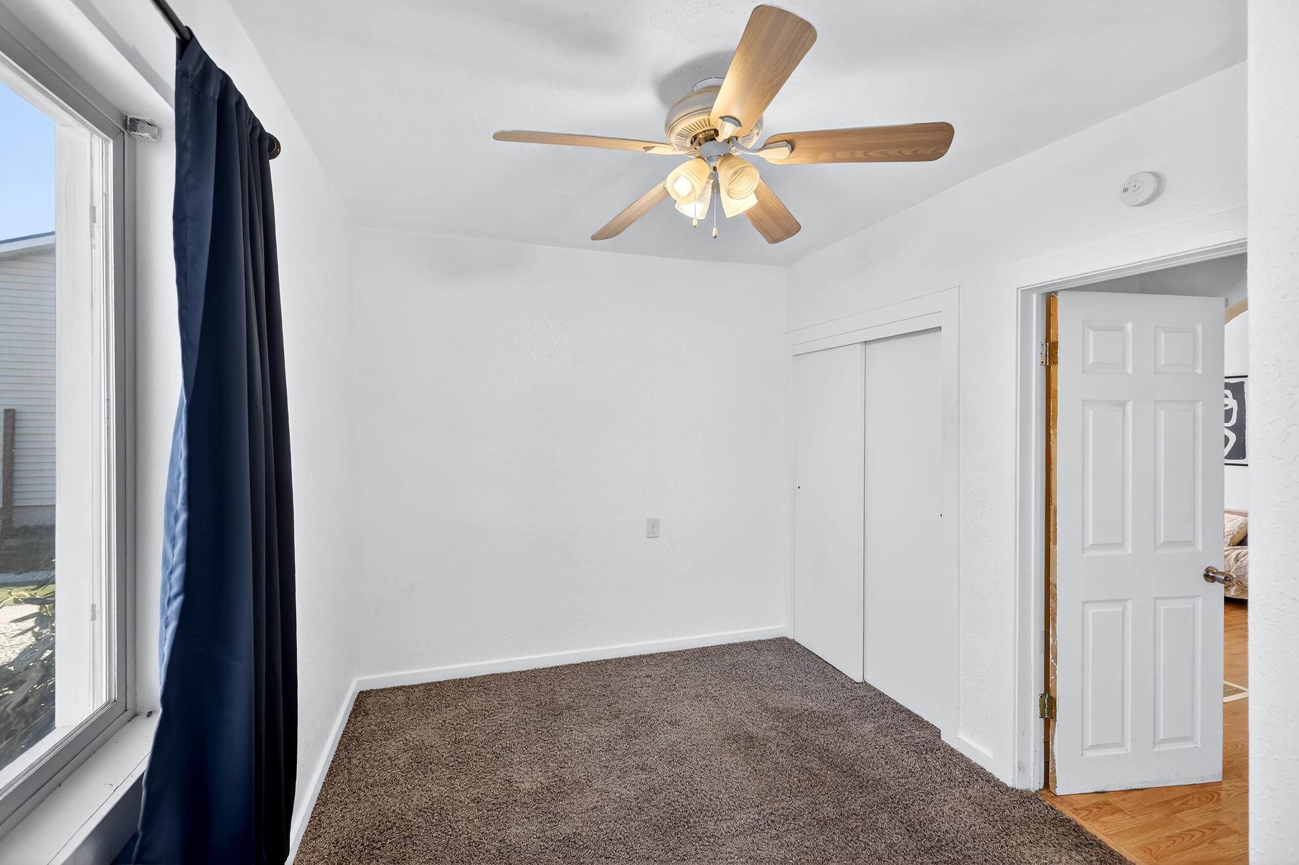 1818 E Bismark Ave - Photo 12
