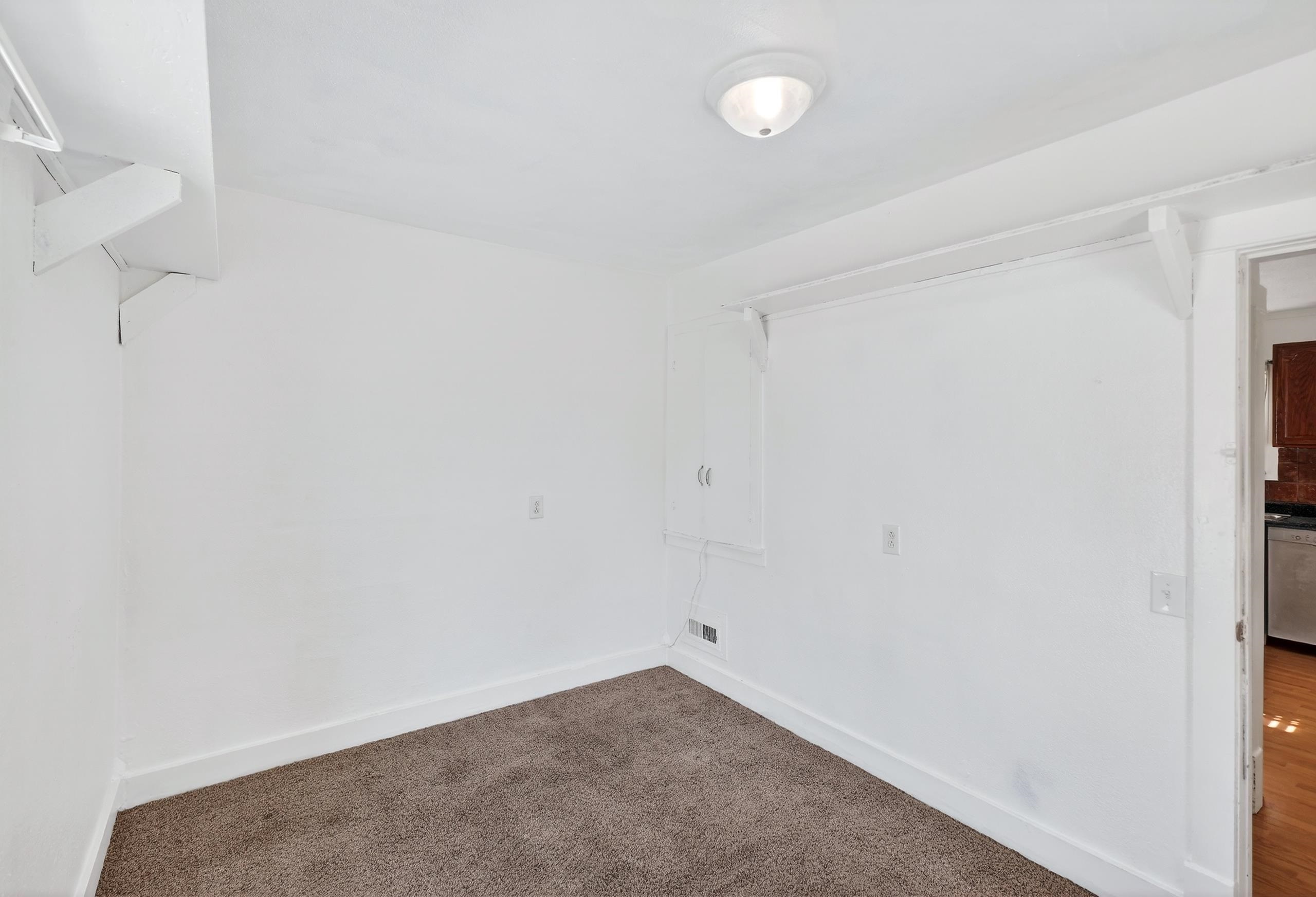 1818 E Bismark Ave - Photo 22