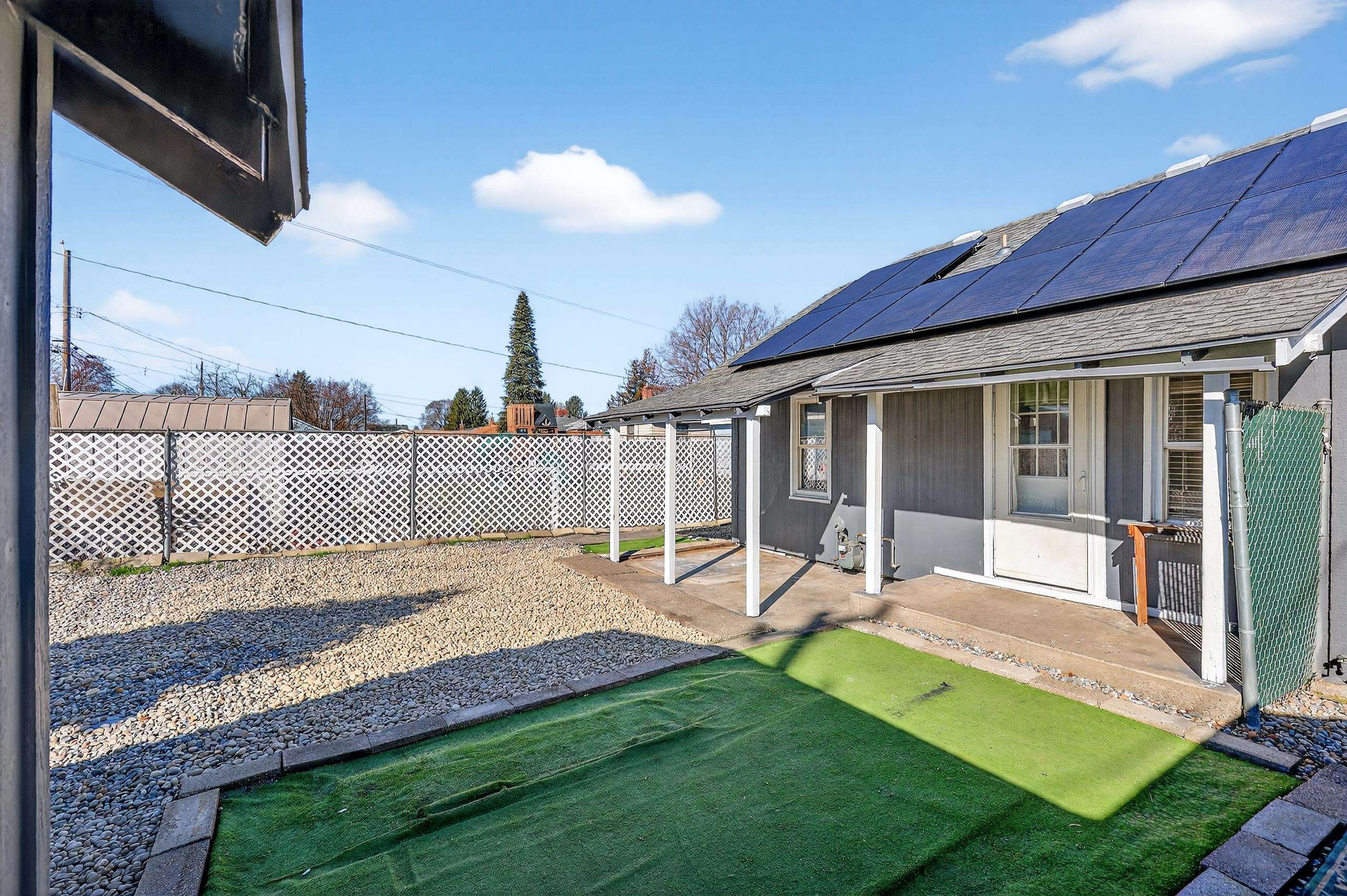 1818 E Bismark Ave - Photo 32
