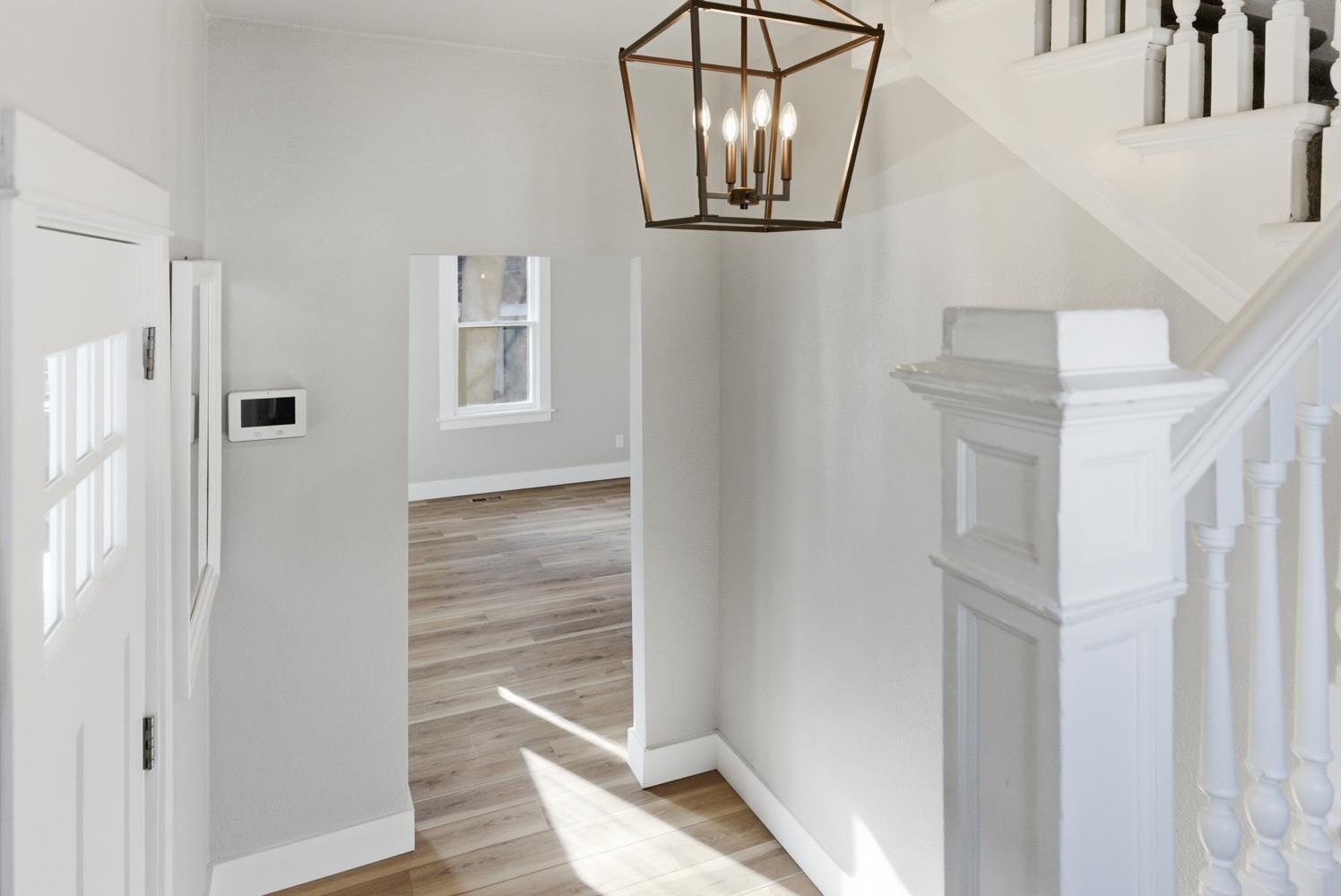 613 E 9th Ave - Photo 13