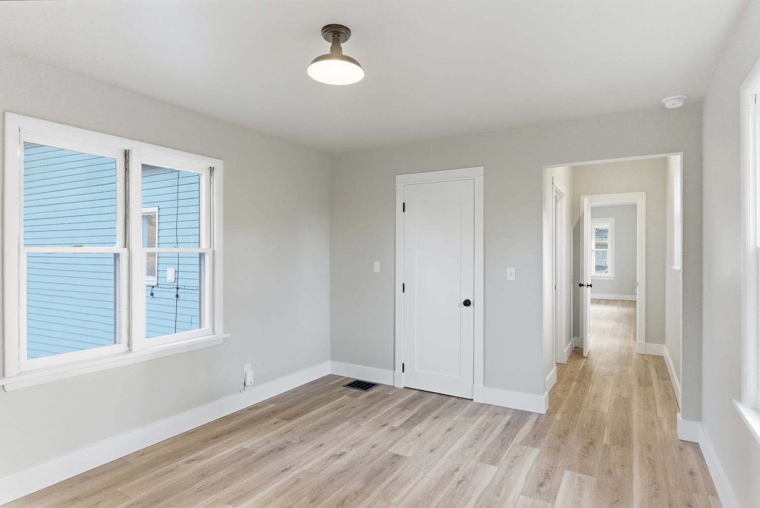 613 E 9th Ave - Photo 18
