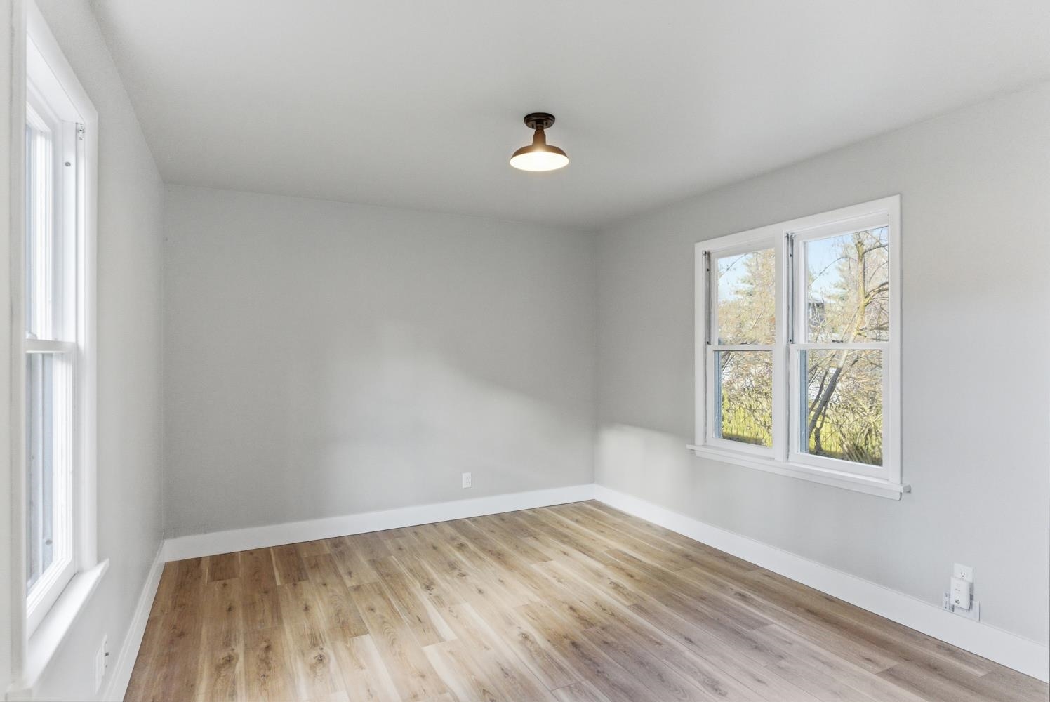 613 E 9th Ave - Photo 23