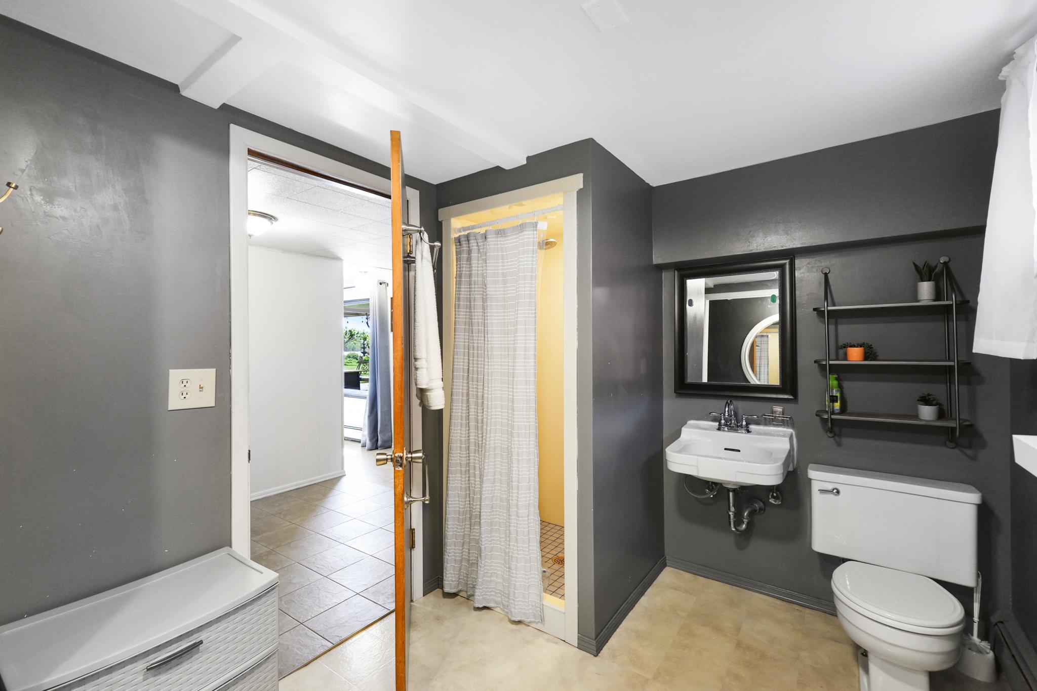 1509 W Courtland Ave - Photo 23