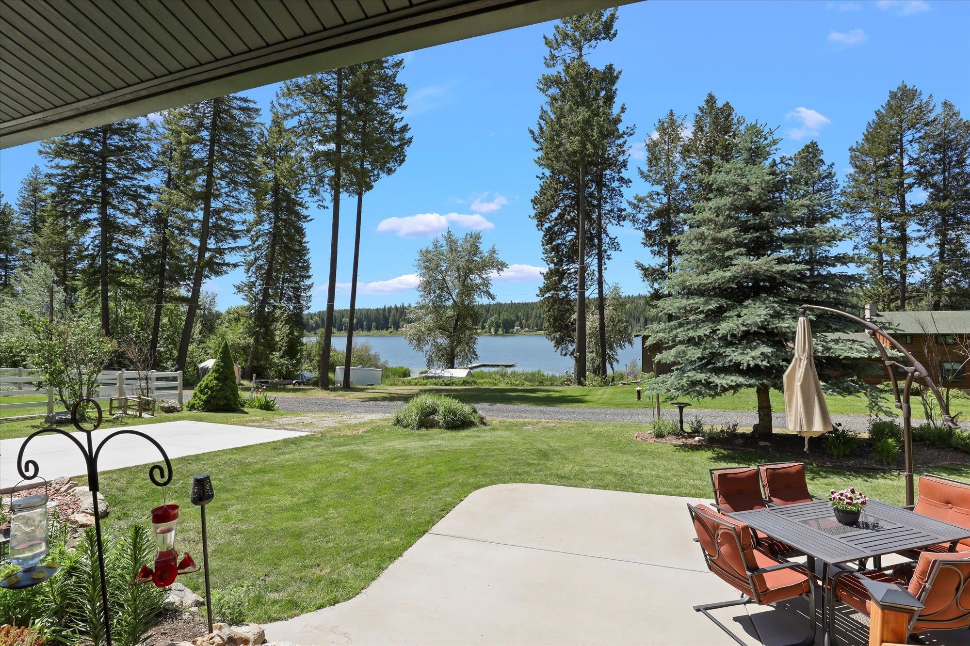 42324 N Sylvan Rd - Photo 2