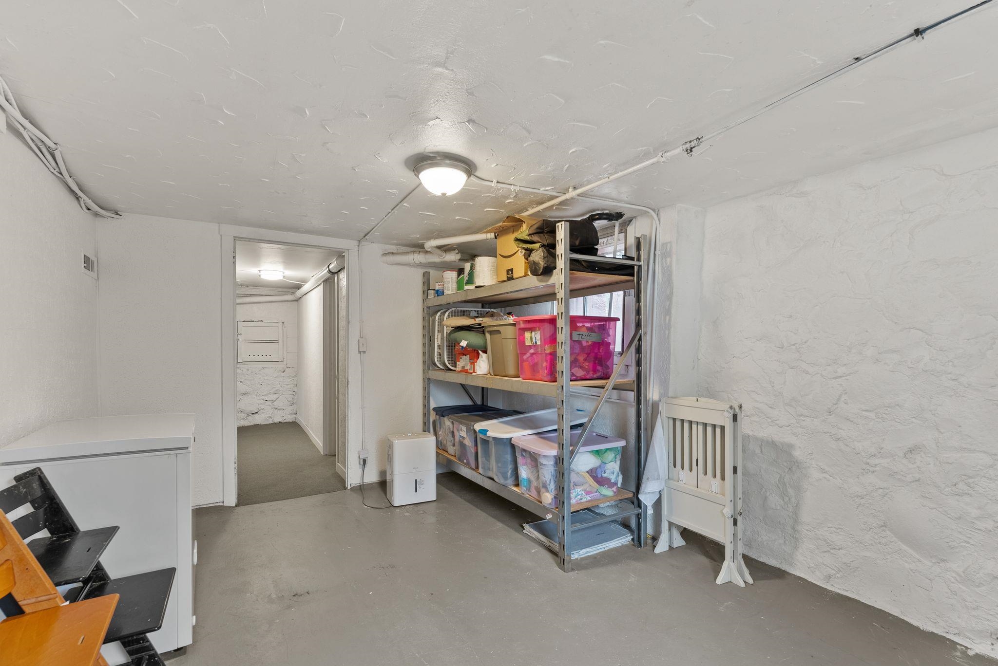 1116 E Newark Ave - Photo 37