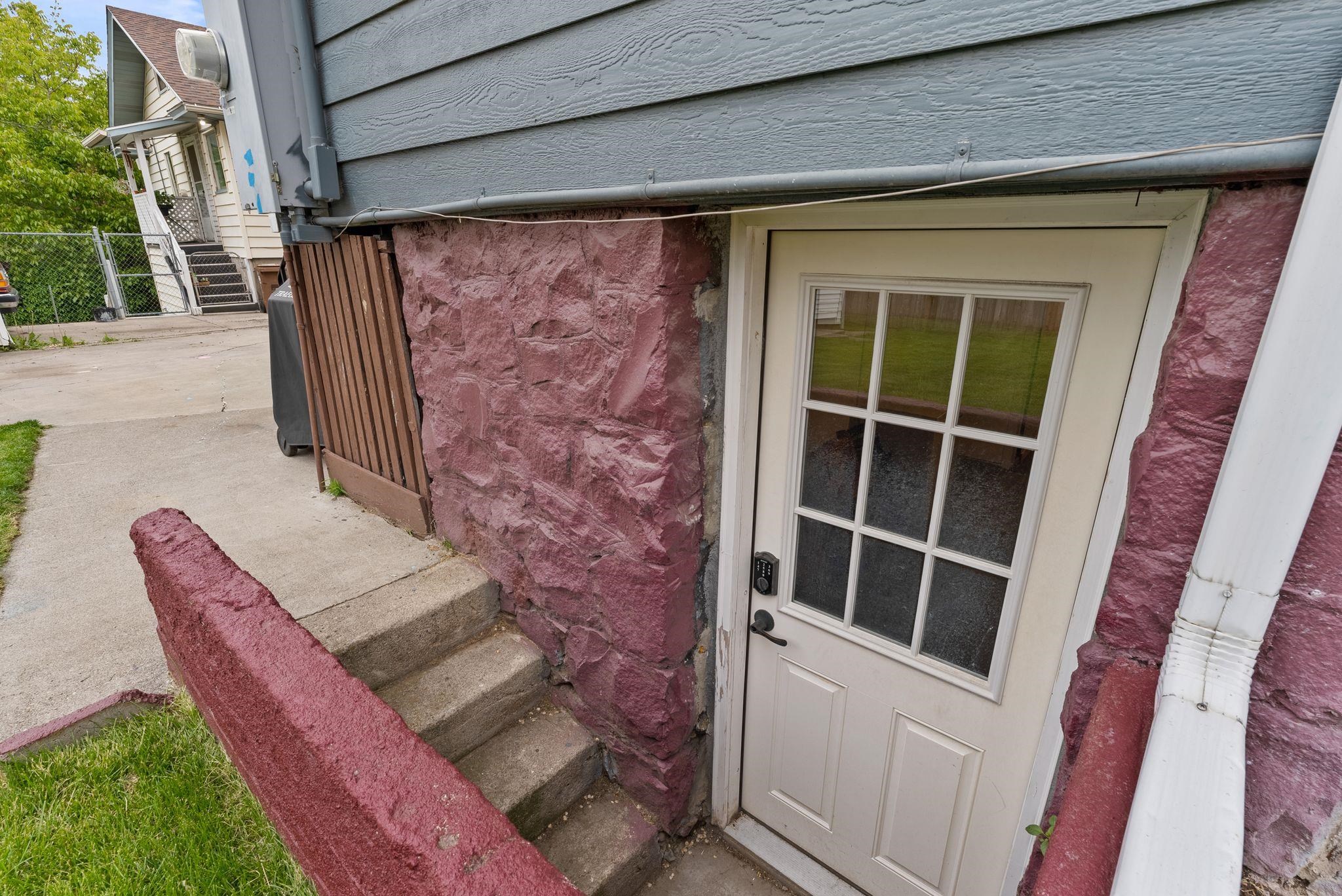1116 E Newark Ave - Photo 39