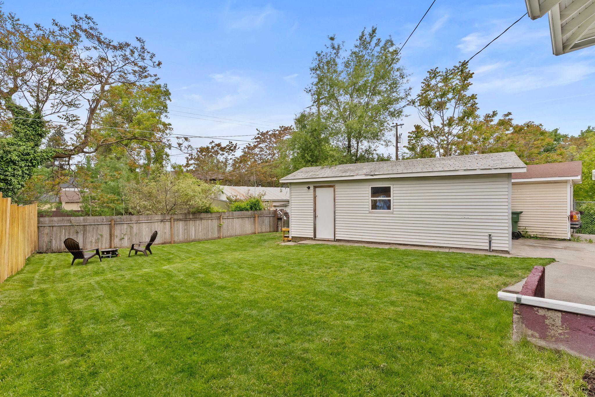 1116 E Newark Ave - Photo 41