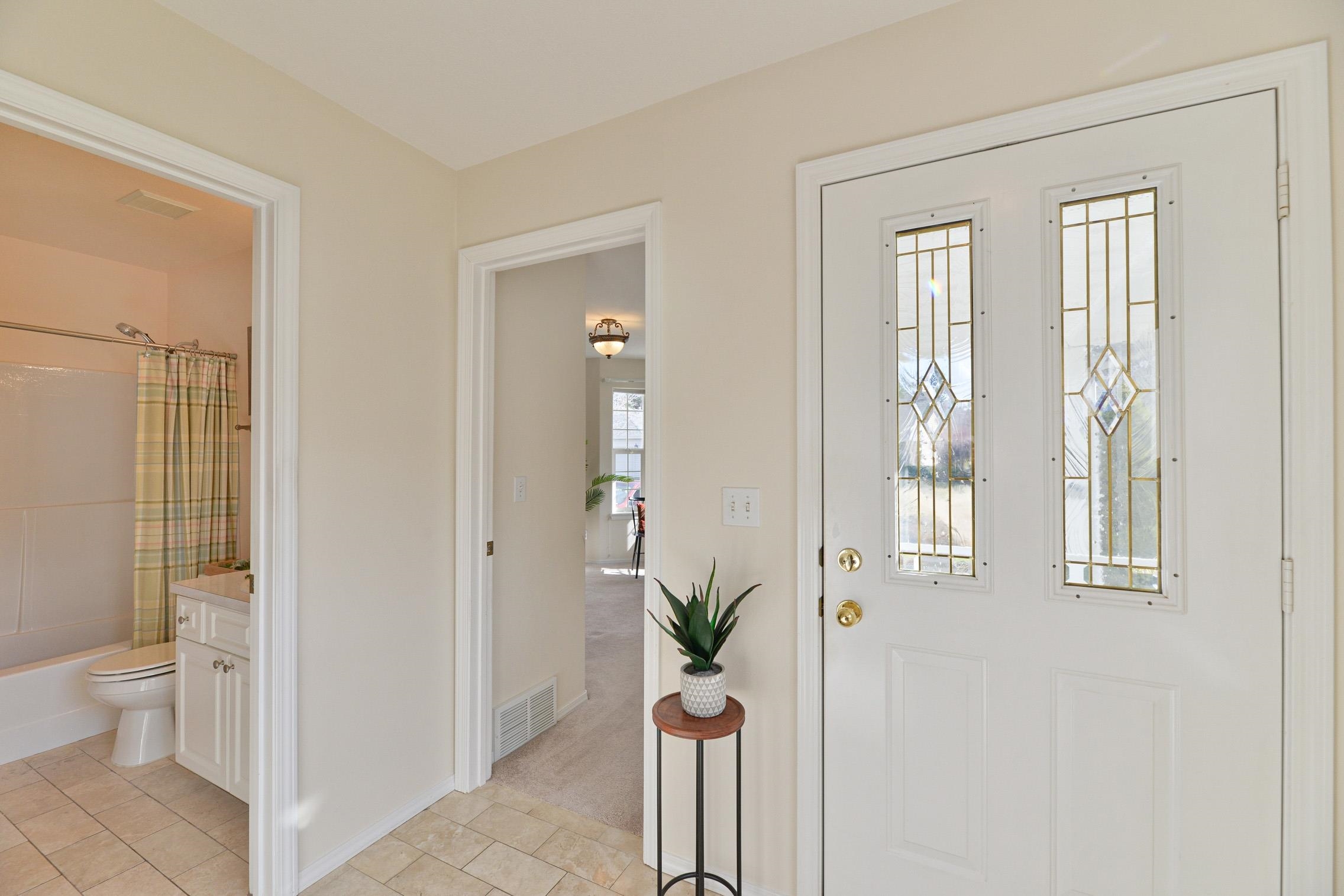 3908 S Greystone Ln - Photo 2