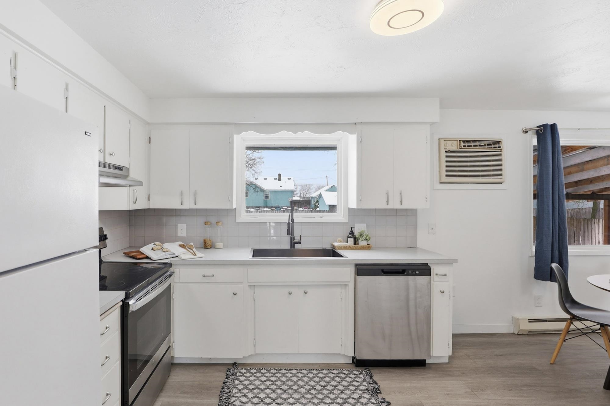 14006 E Mallon Ave - Photo 11