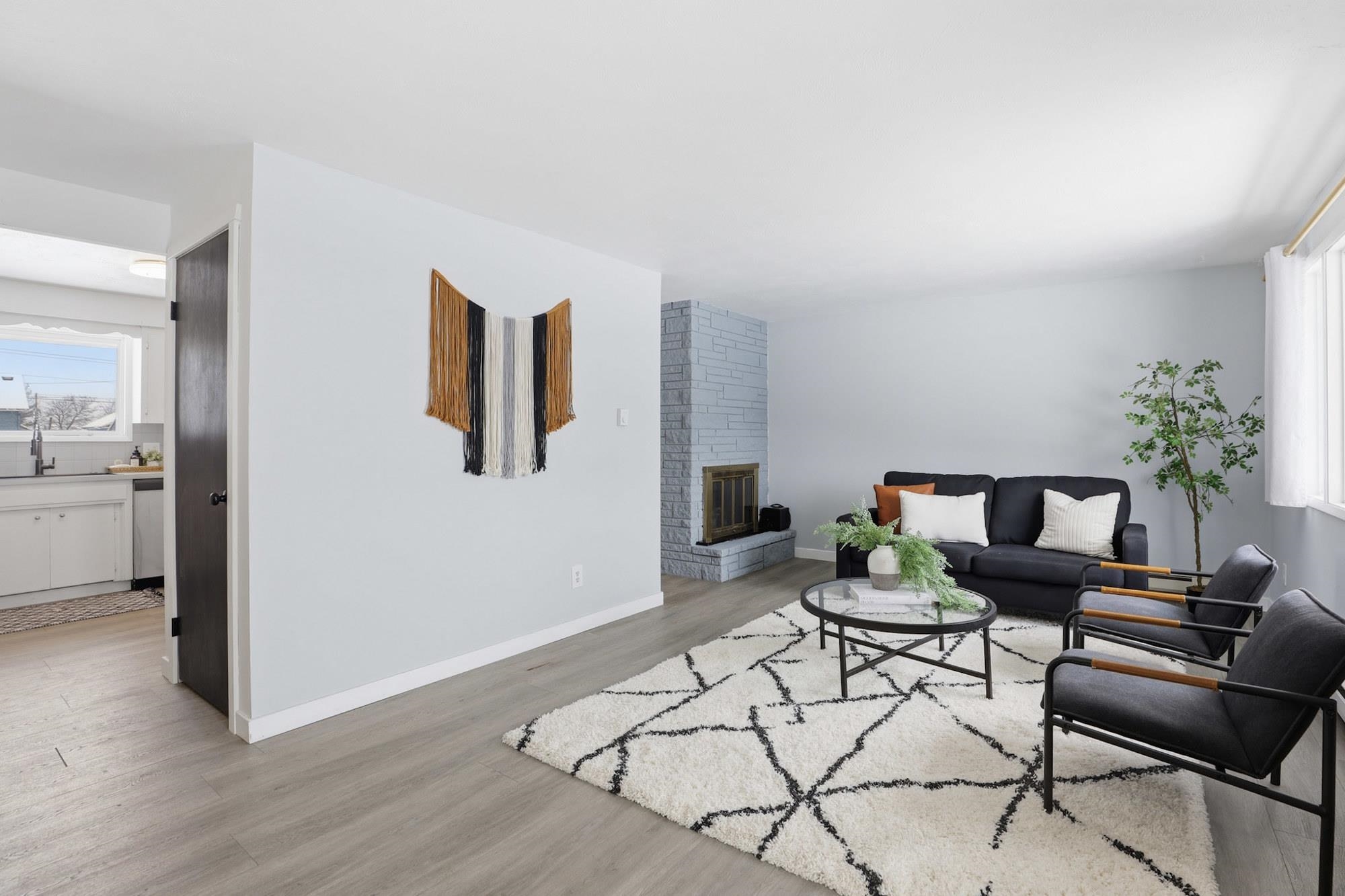 14006 E Mallon Ave - Photo 3