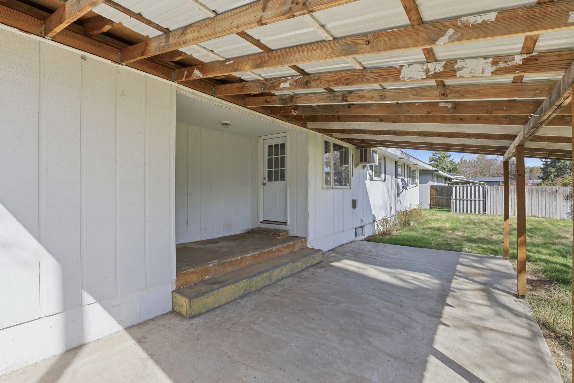 14006 E Mallon Ave - Photo 27