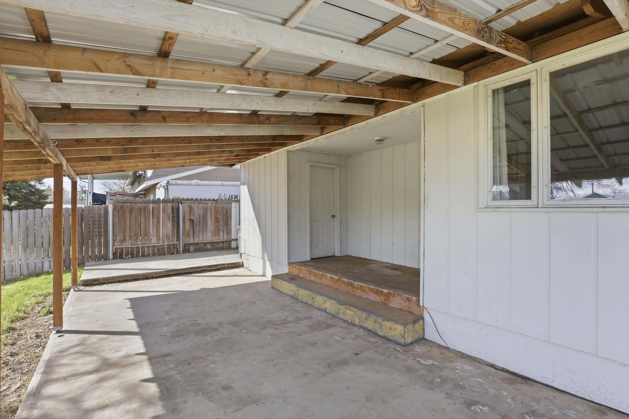 14006 E Mallon Ave - Photo 28