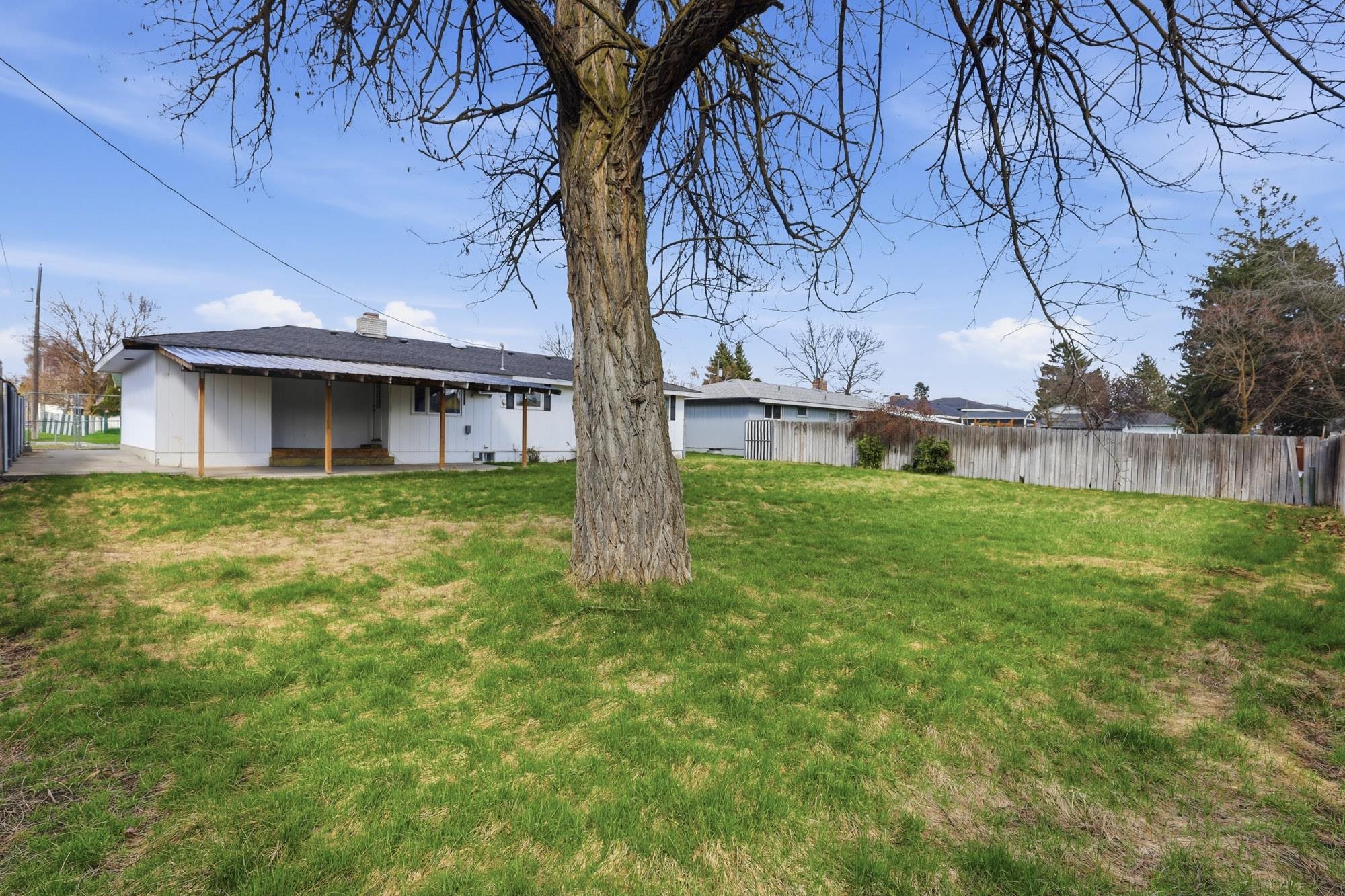 14006 E Mallon Ave - Photo 31