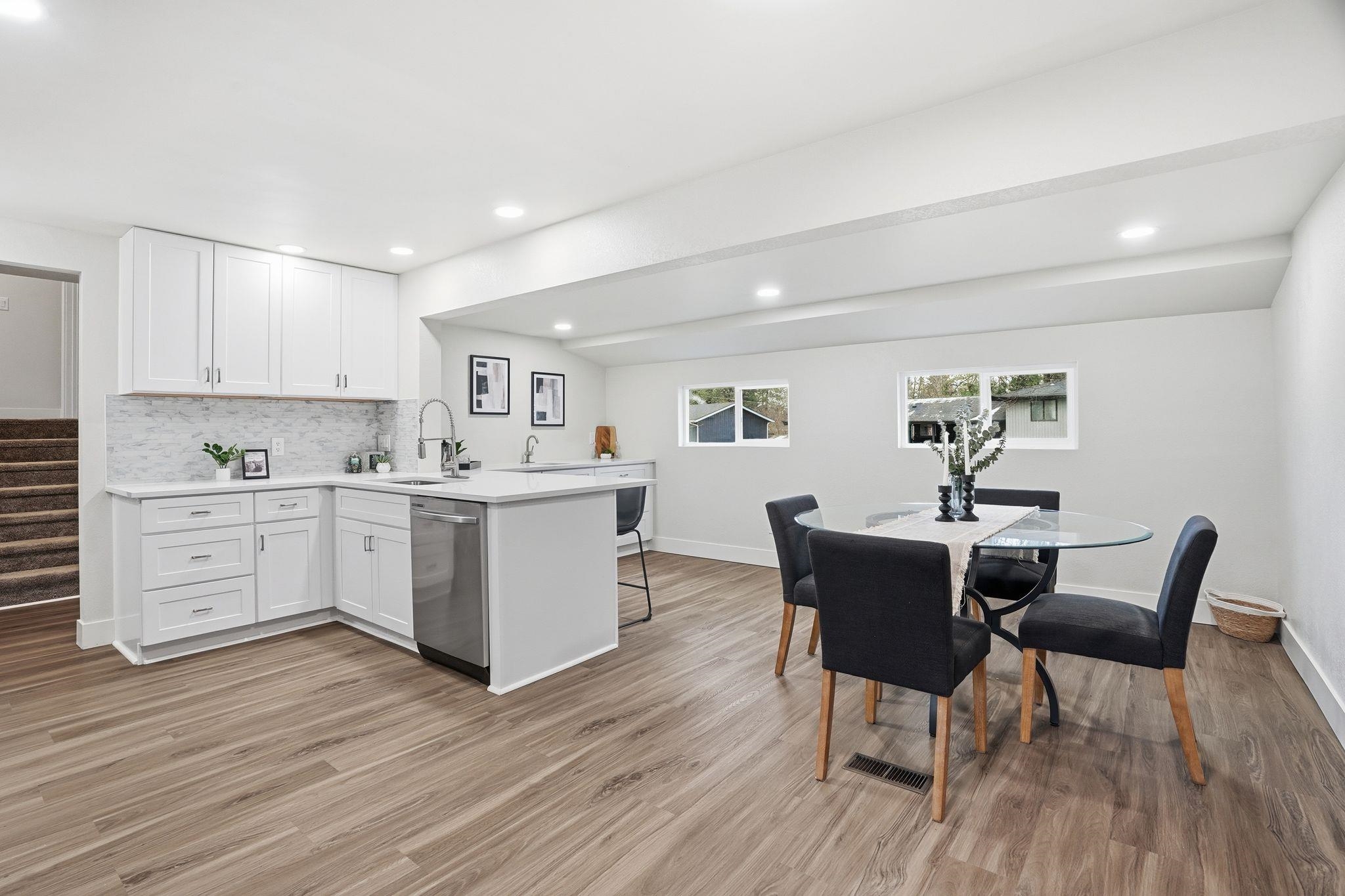 11315 N Madison St - Photo 9