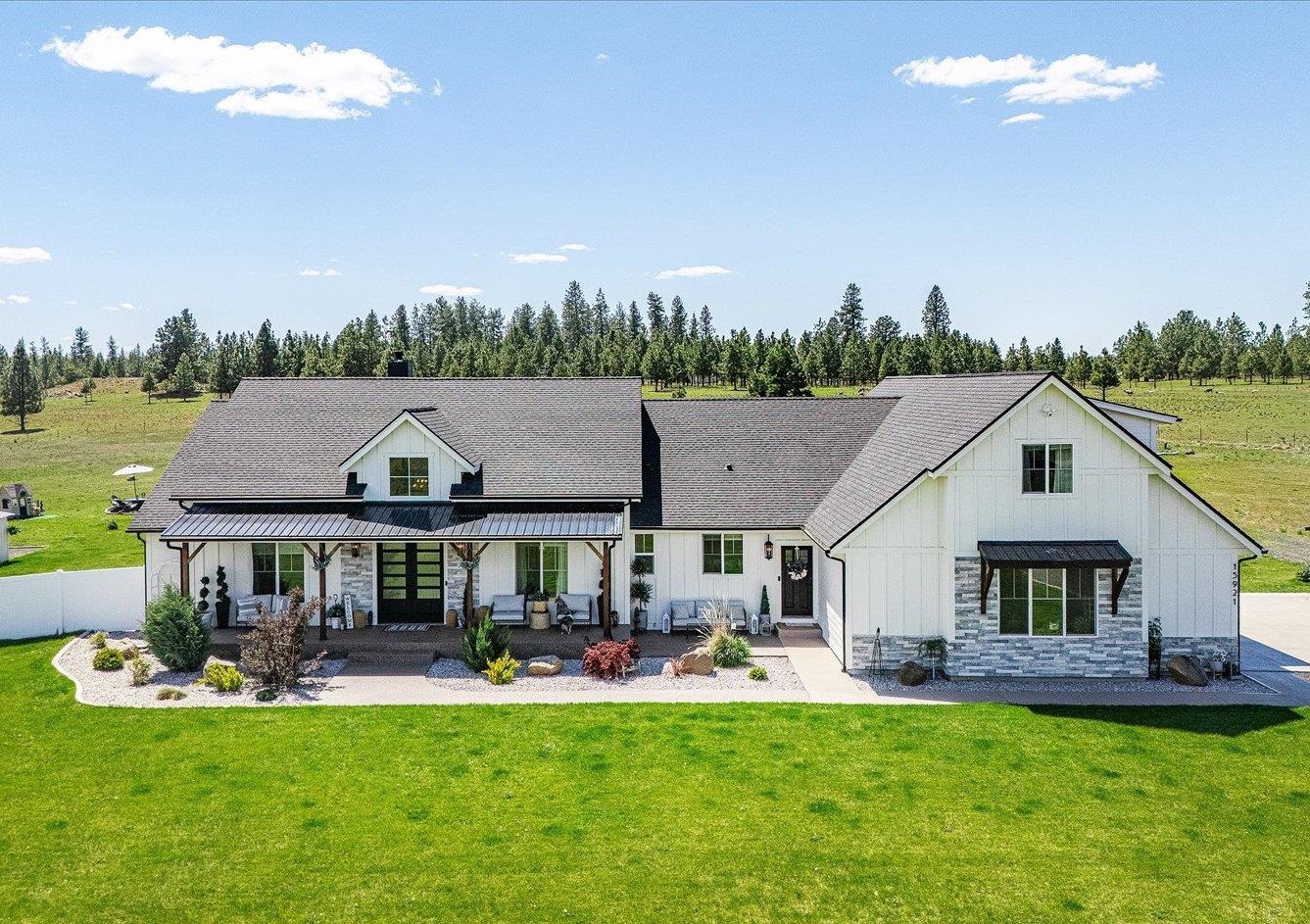 15921 W Four Mound Rd - Photo 41