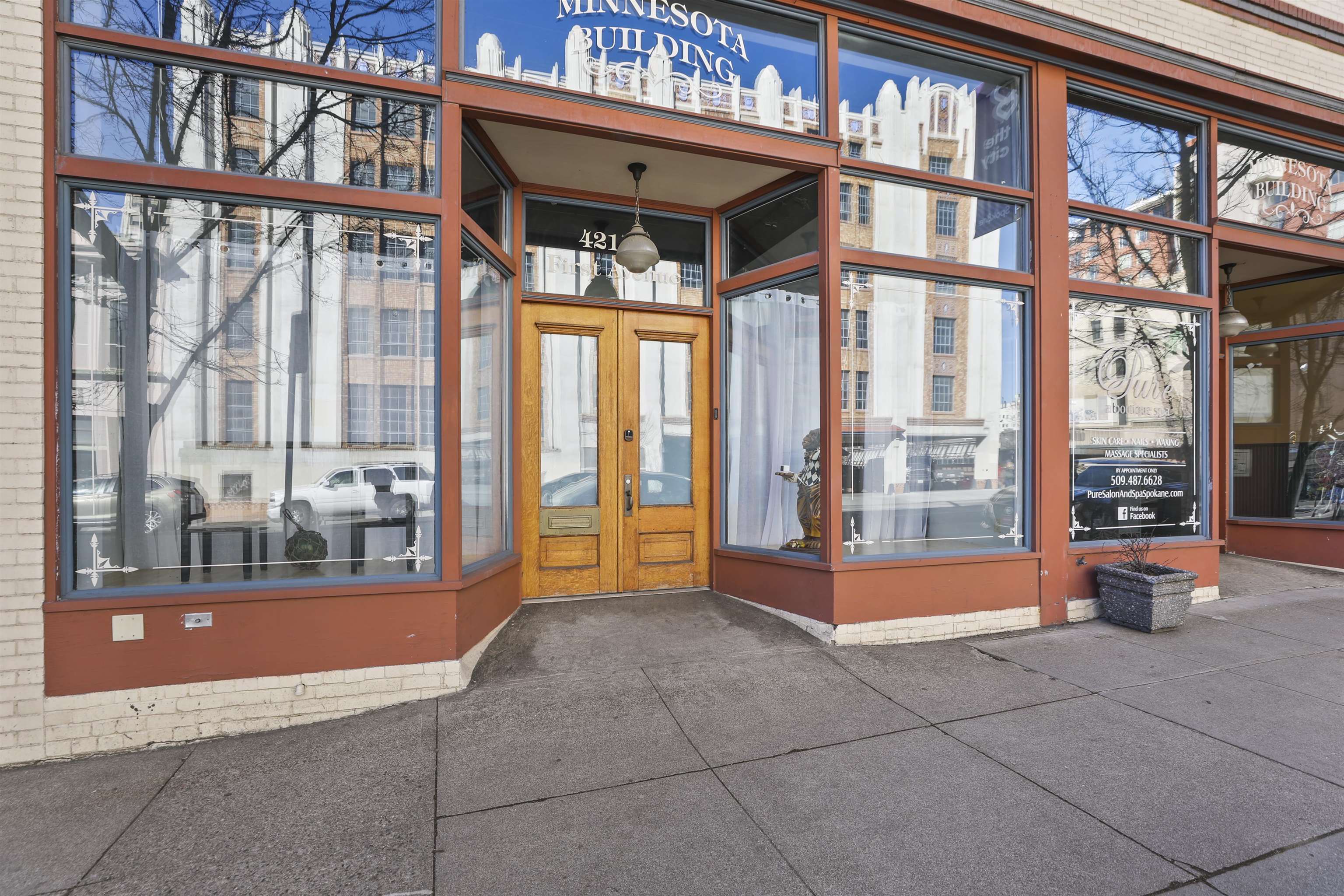 423 W 1st Ave - Photo 1