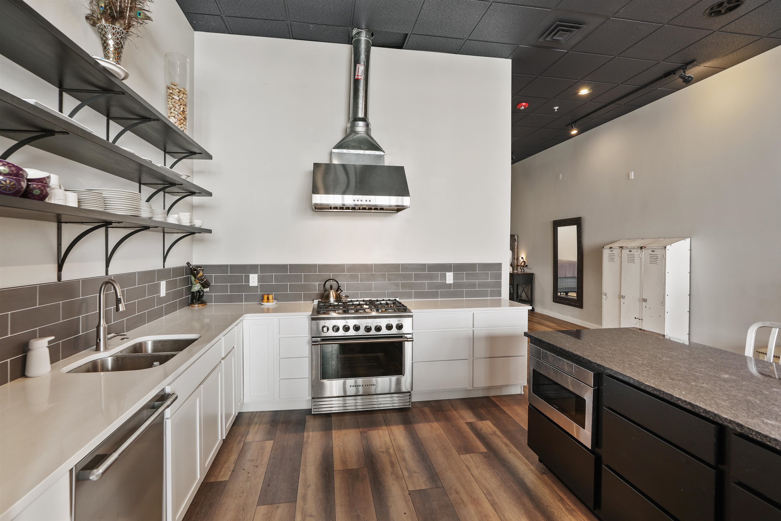 423 W 1st Ave - Photo 11